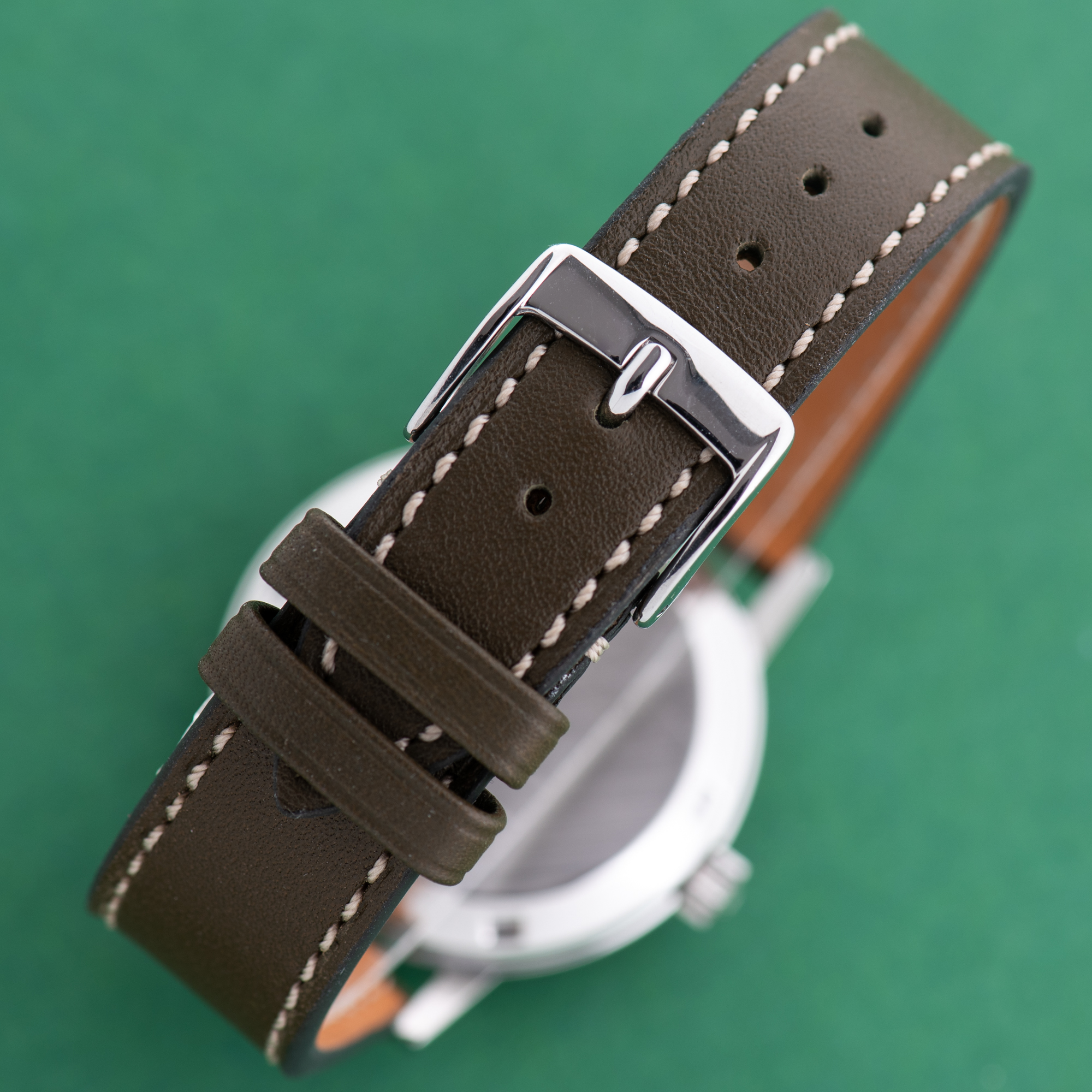 Vue de Omega Genève Automatic Date Blue Patina from 1973 Réf 166.0163