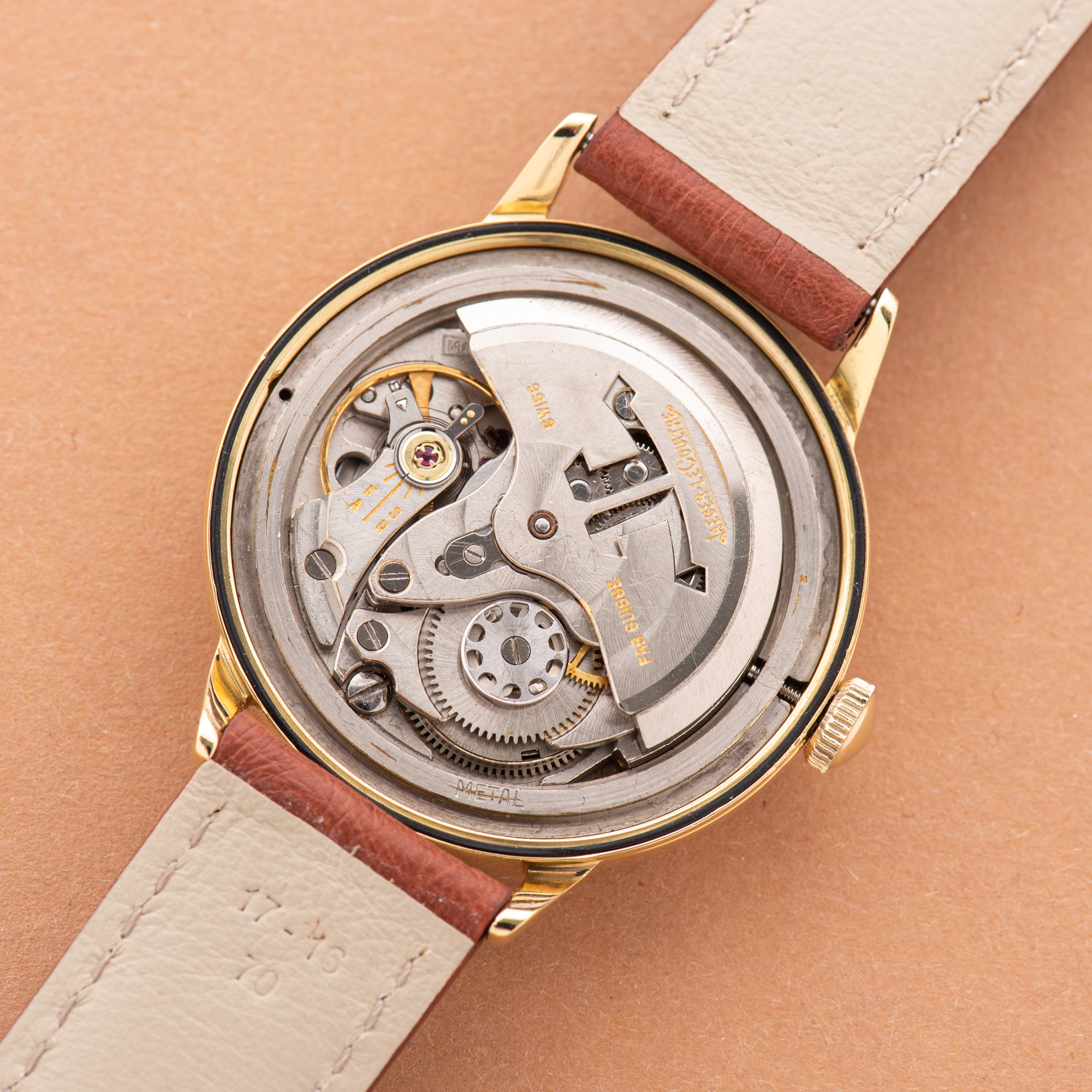 Vue de Jaeger LeCoultre Dress Watch Automatic 18K  Réf 393 K881