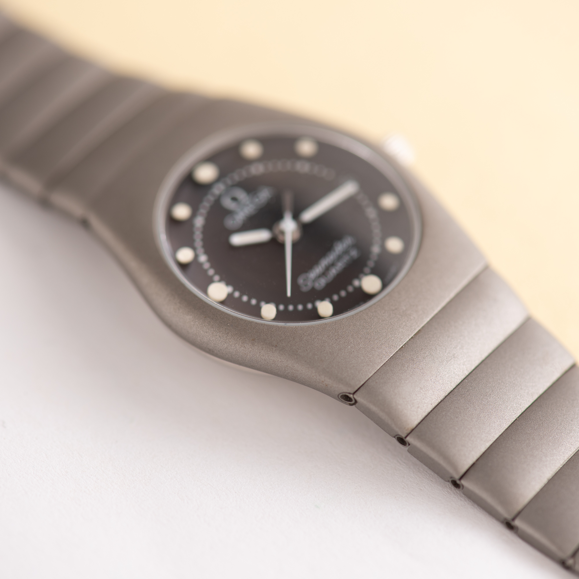 View of Omega ‘Recife’ Seamaster Oxidized Steel 1984 Cal 1426 Réf. 596.0061 / 796.0856
