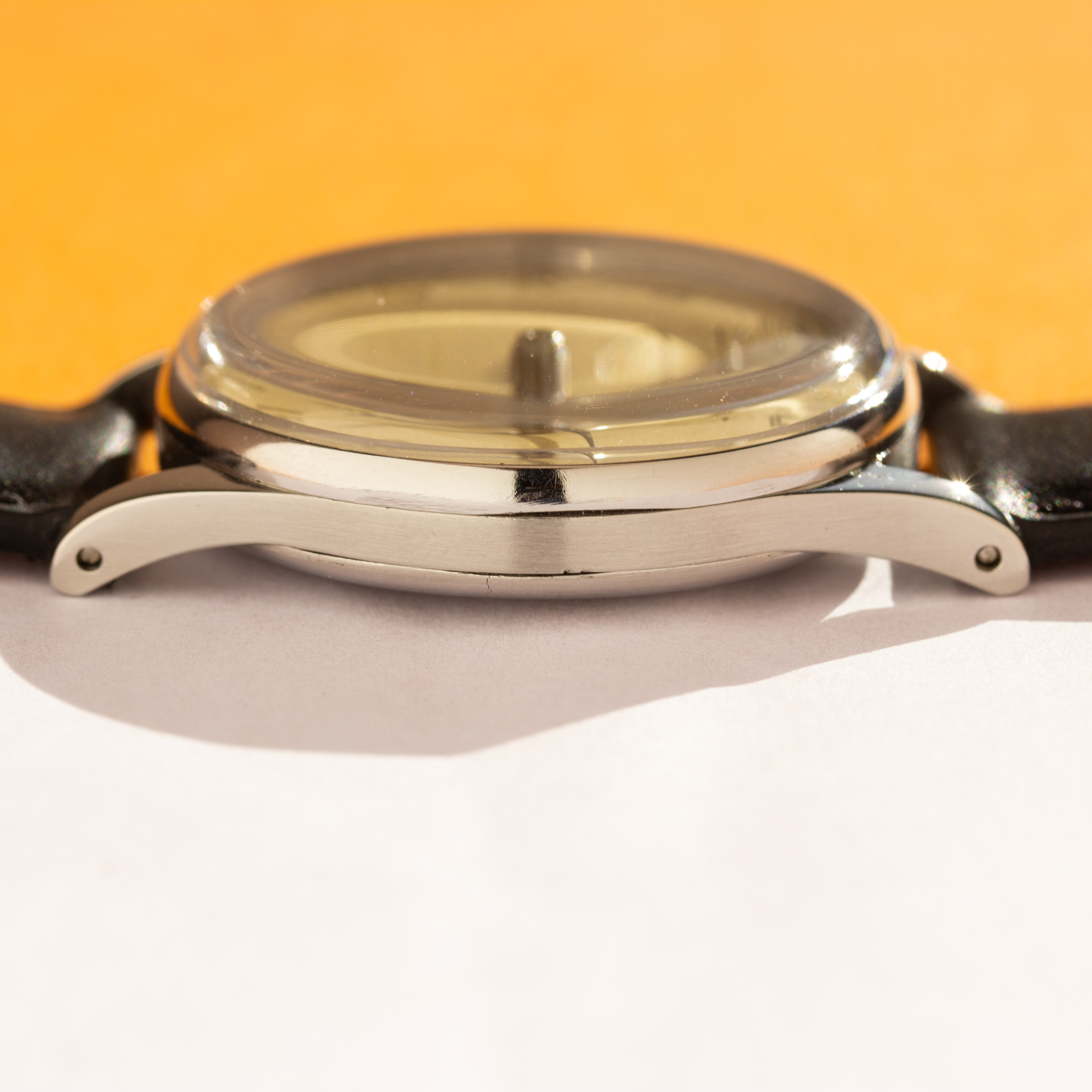 Vue de Omega Dress watch sub seconds ‘Fab Suisse’ réf 2390 Cal 30T2PC 1946
