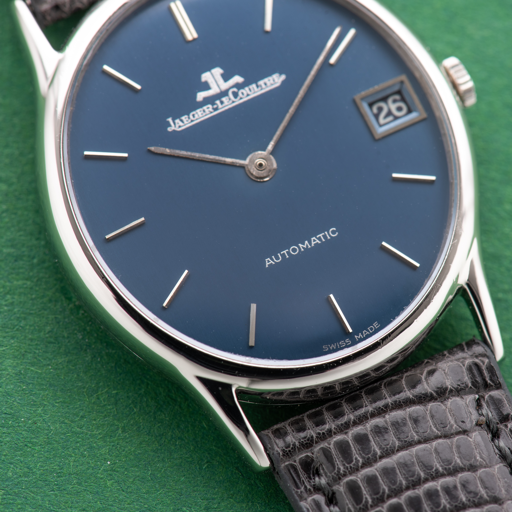 Vue de Jaeger LeCoultre Automatic Ellipse Blue Cal 900​​​​​​​ Réf 5002.42