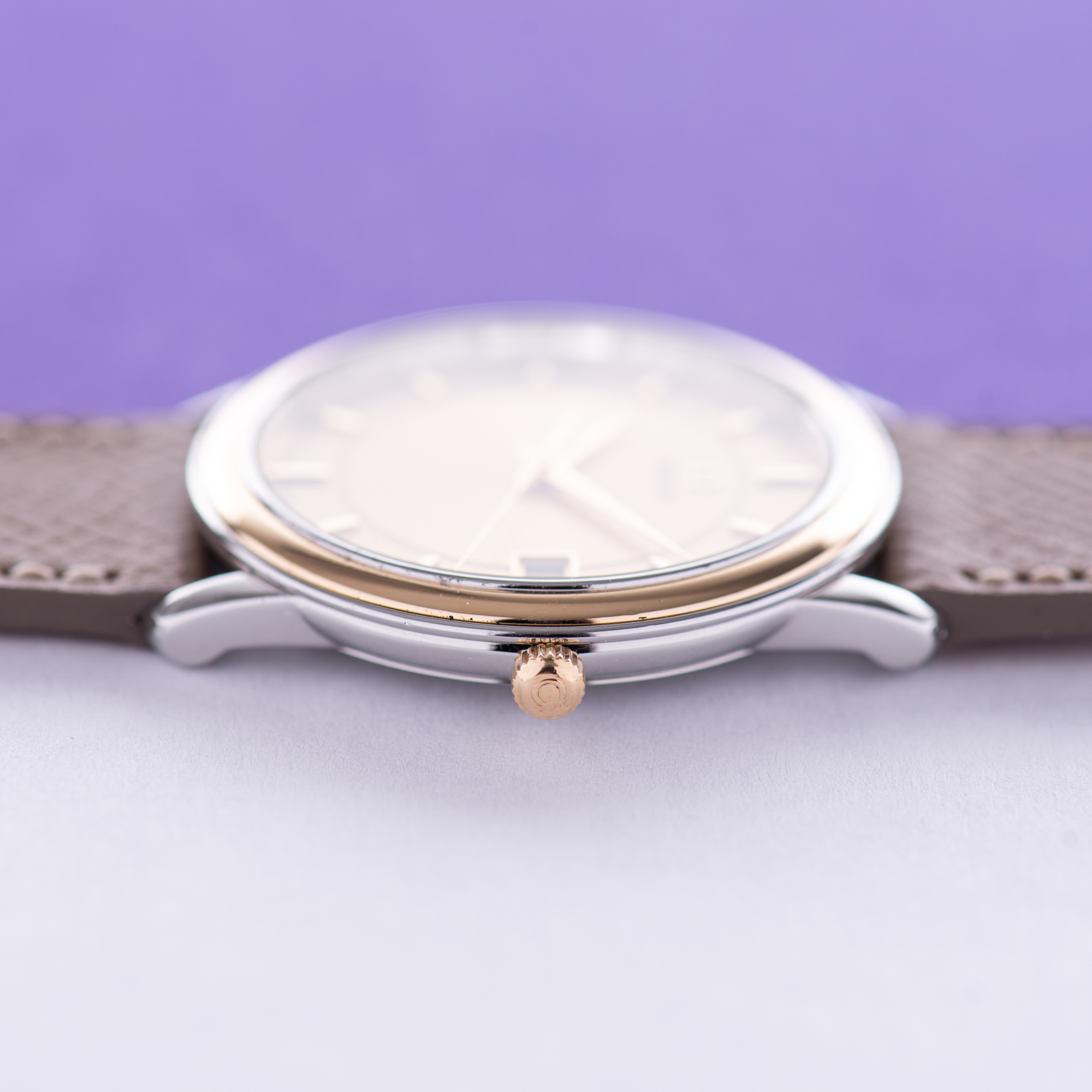 Zicht op Omega De Ville Prestige Gold/Staal Quartz Ref 196.1150