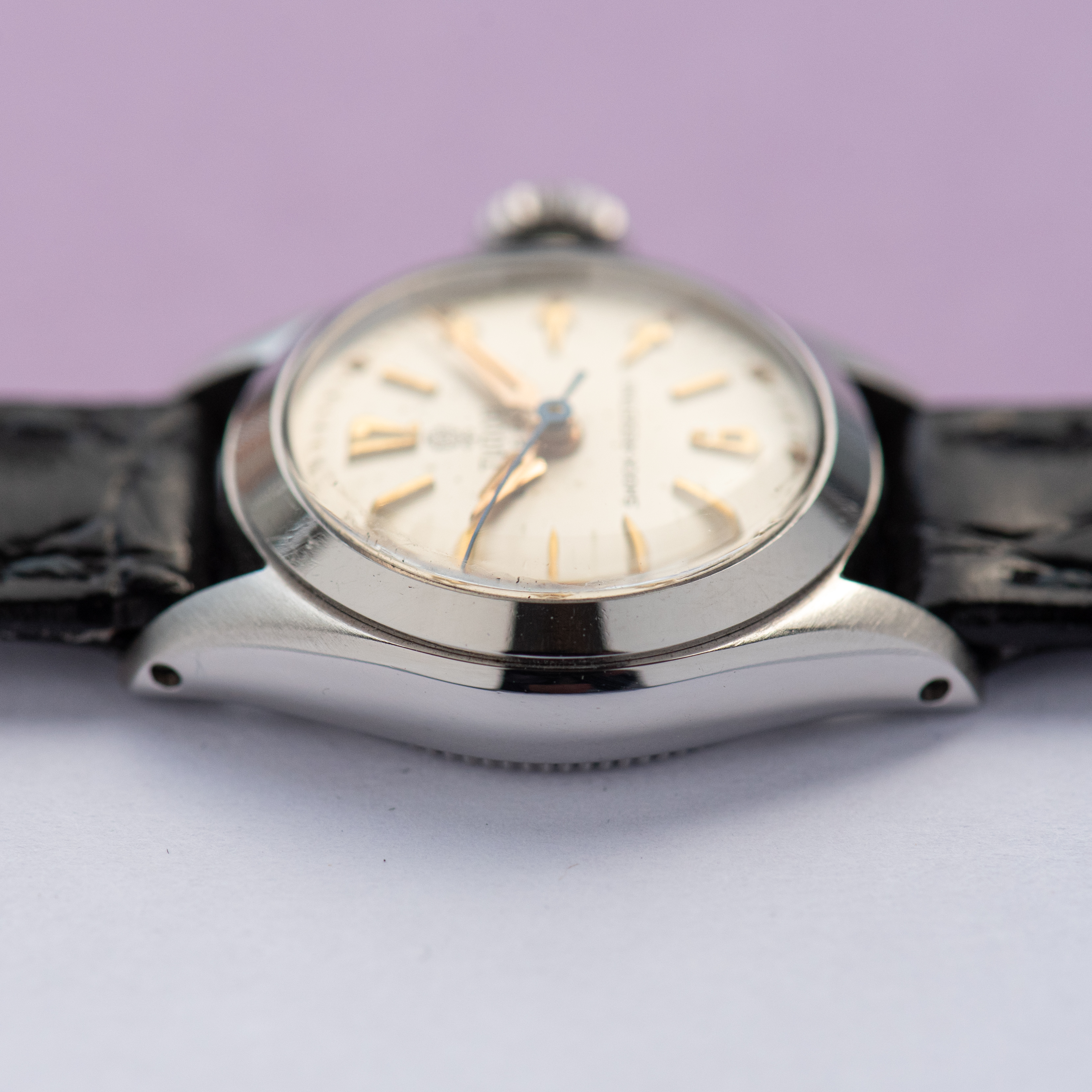 View of Tudor Small Rose Oyster Royal Shock-Resisting Réf 7935 from 1957