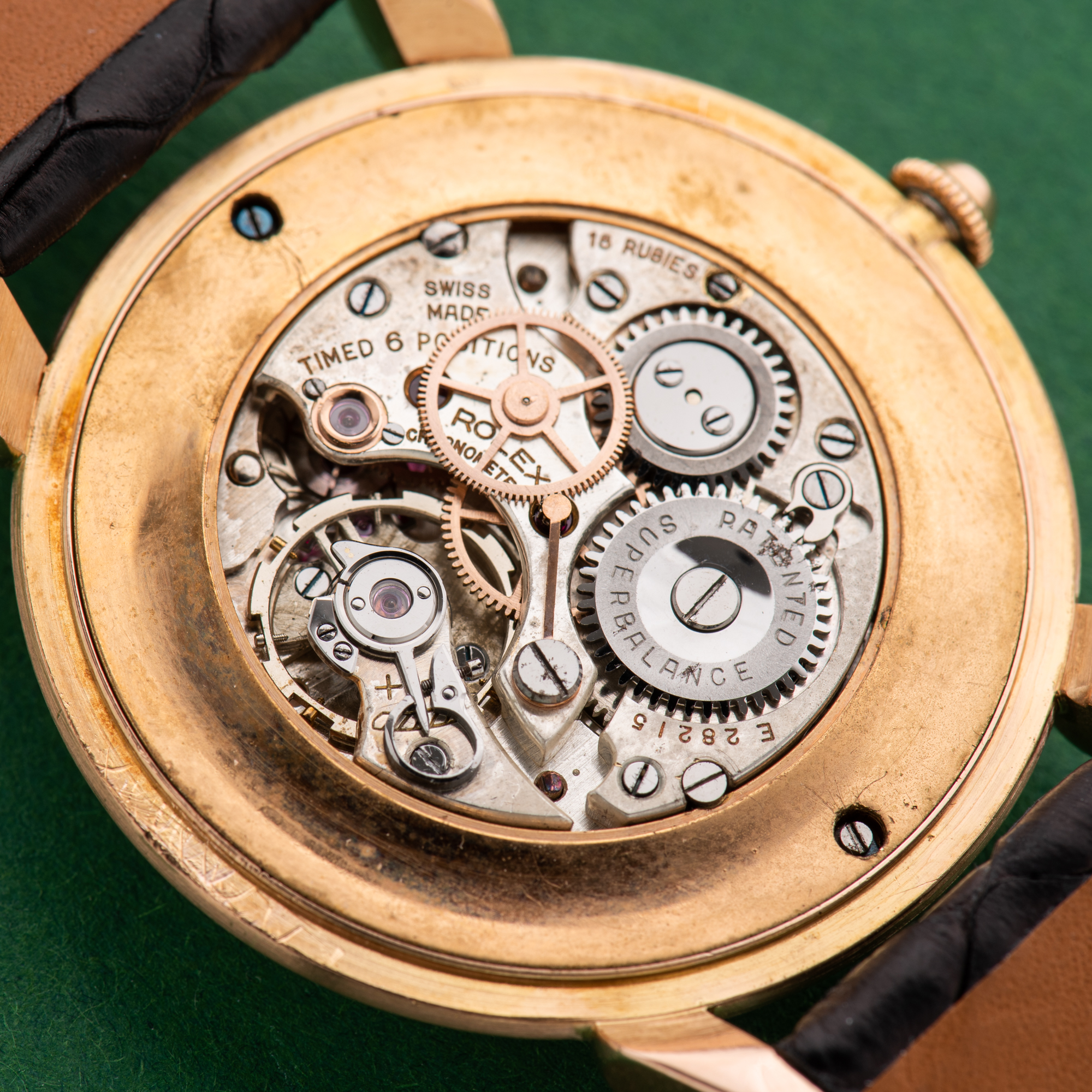 Zicht op Rolex Roze Chronometer op roze goud Rosé 18K Oversize Jumbo Teardrop Ref 4364