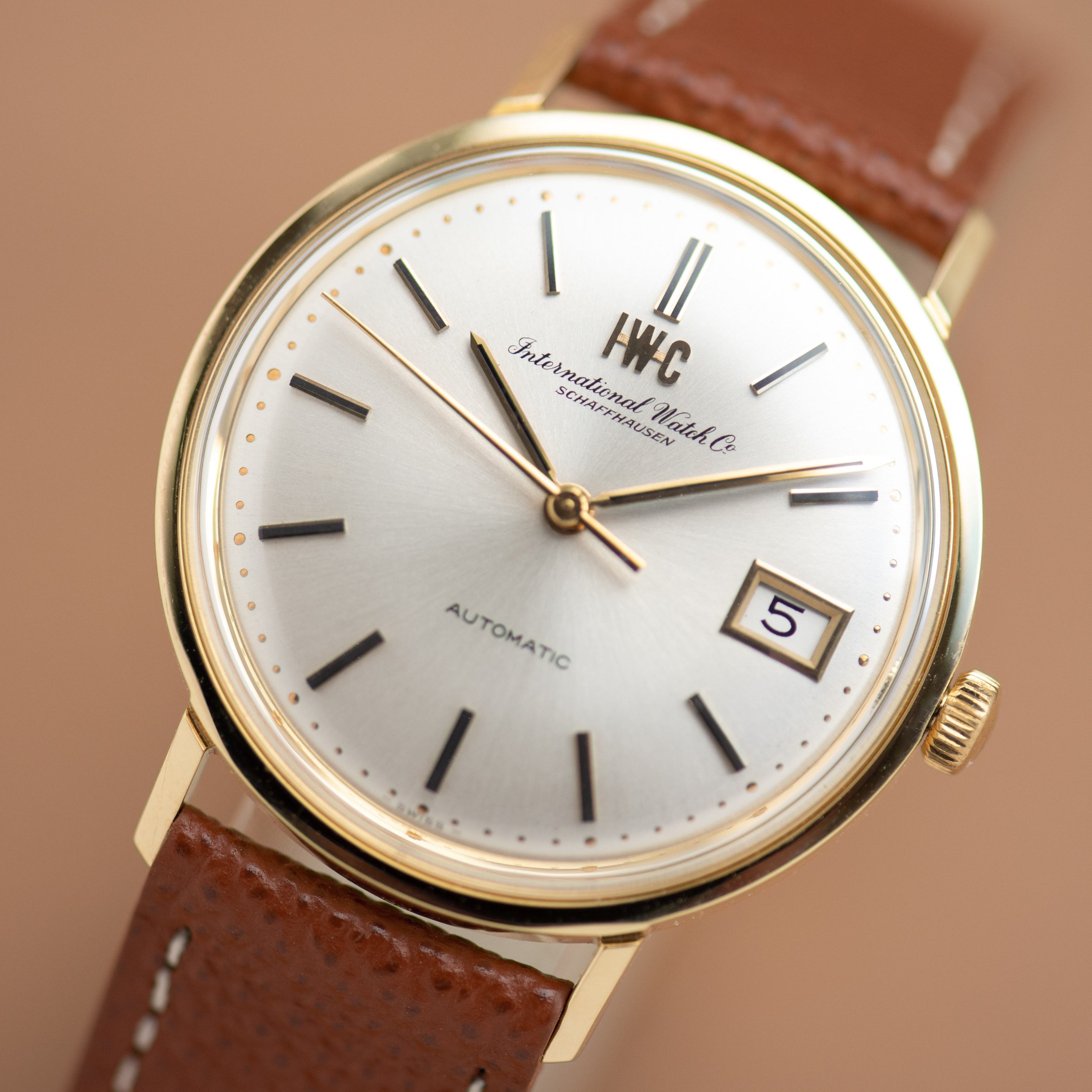 View of IWC Dress Watch Automatic Date Pellaton Ref 1818 Cal C.8541B