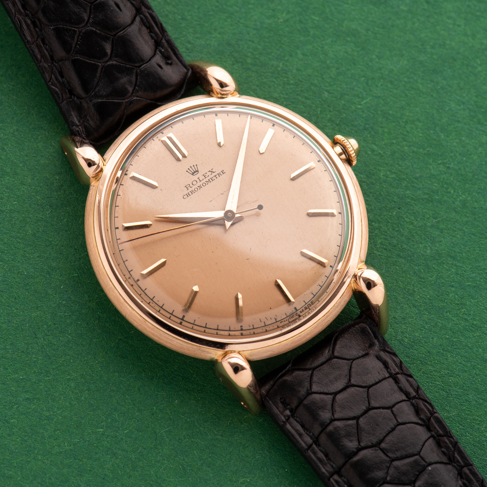 Zicht op Rolex Roze Chronometer op roze goud Rosé 18K Oversize Jumbo Teardrop Ref 4364