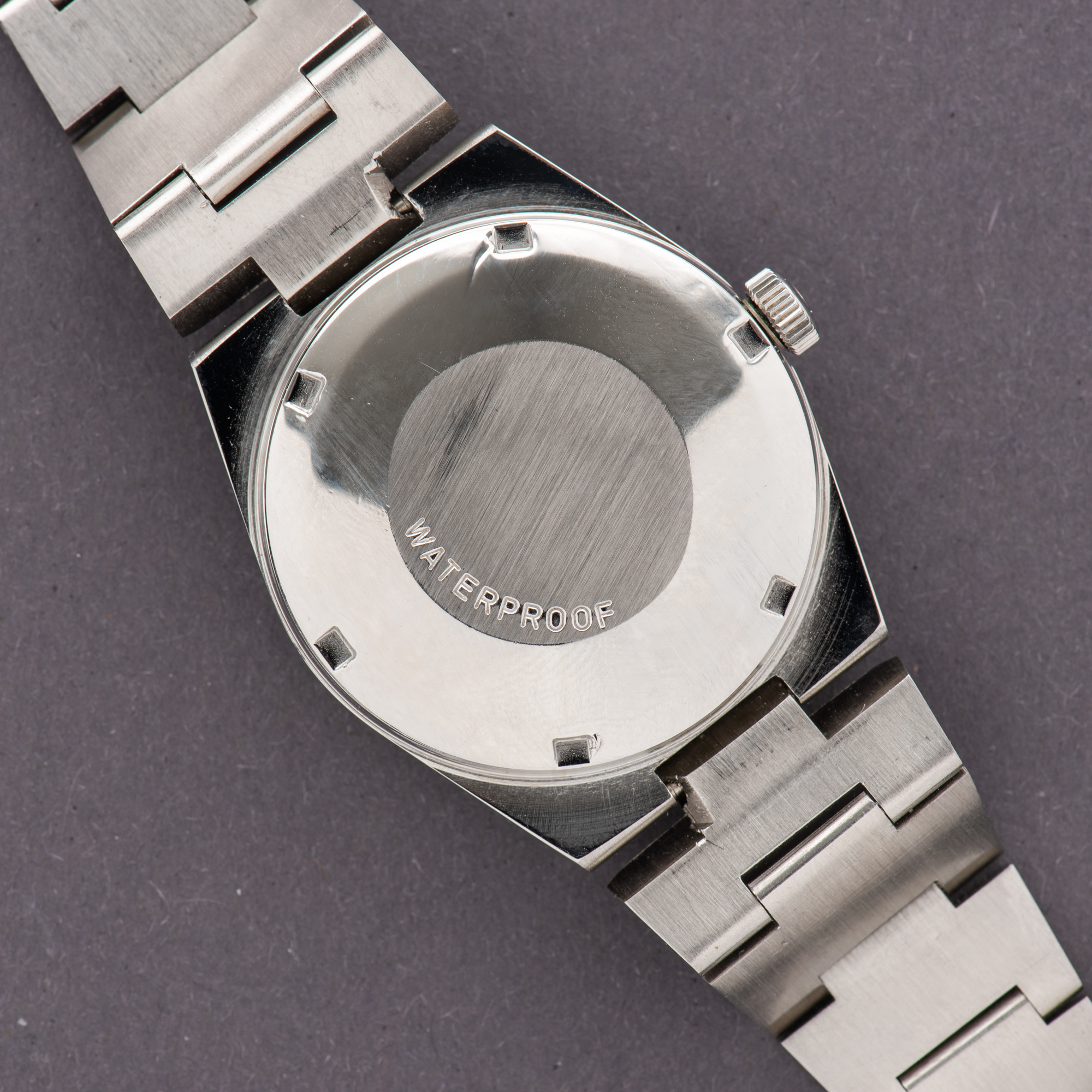 View of Omega Genève Automatic Date Grey Dial from 1972 Ref 166.099