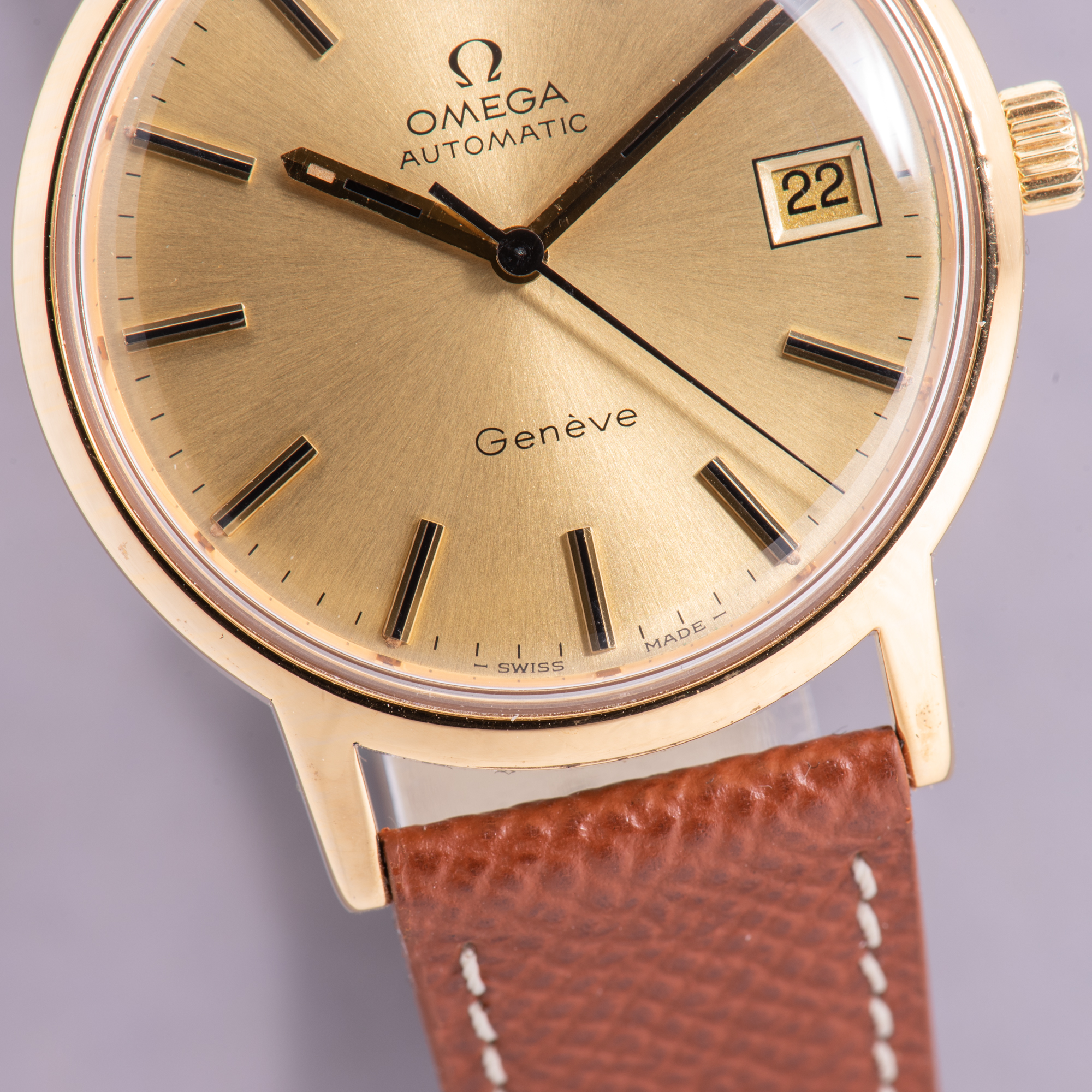 View of Omega Genève Automatic Date HF case From 1973 Ref 166.0163