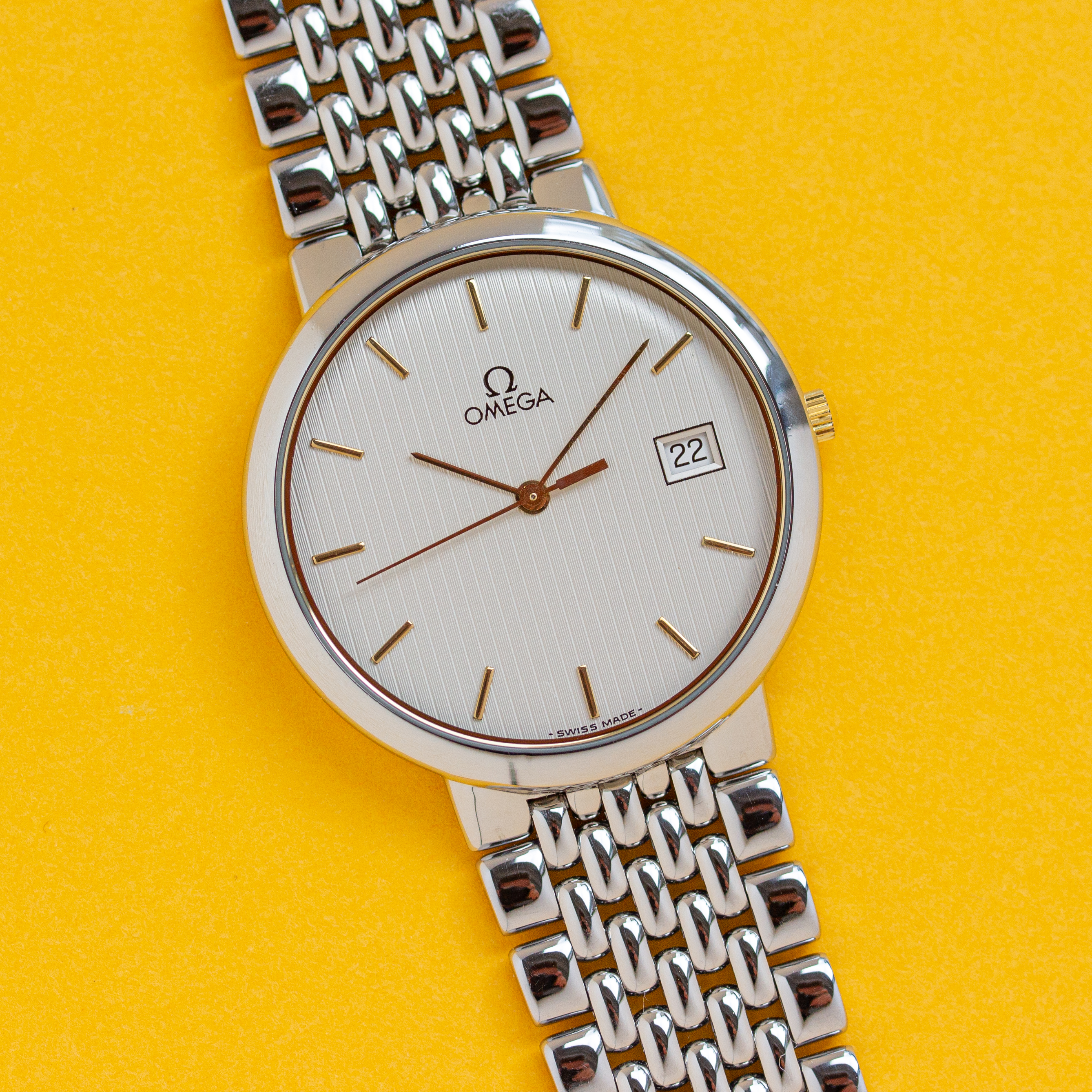 Zicht op Omega De Ville Quartz Referentie 396.1012