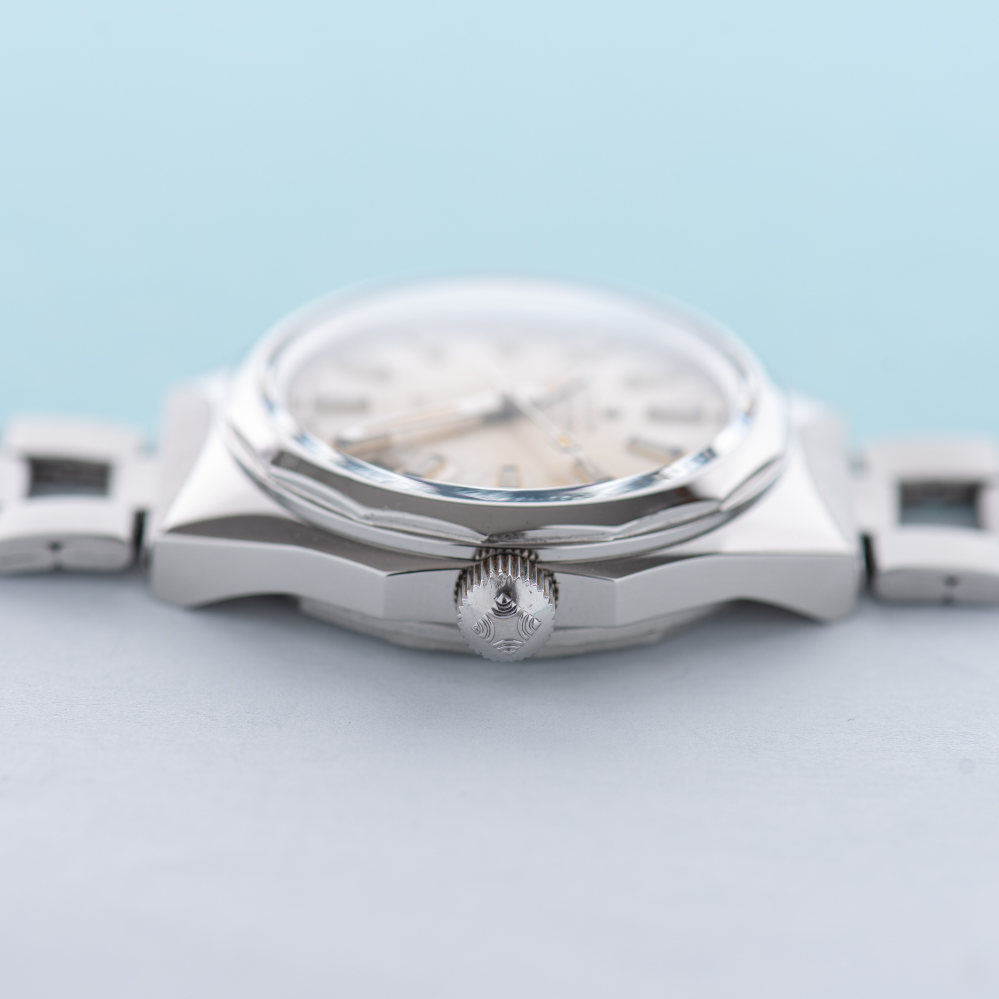 Zicht op Zenith Defy Automatic 28800 Cassaforte del Tempo Ref 01 0902 290