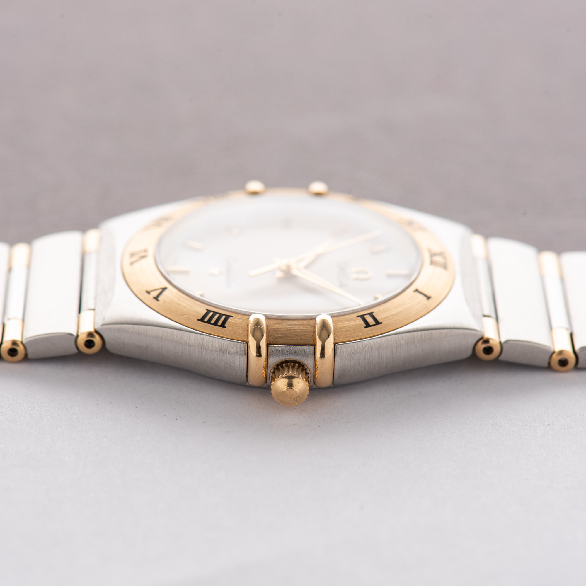 View of Omega Constellation Quartz Gold Steel Half bar from 1995 Réf 1312.30.00