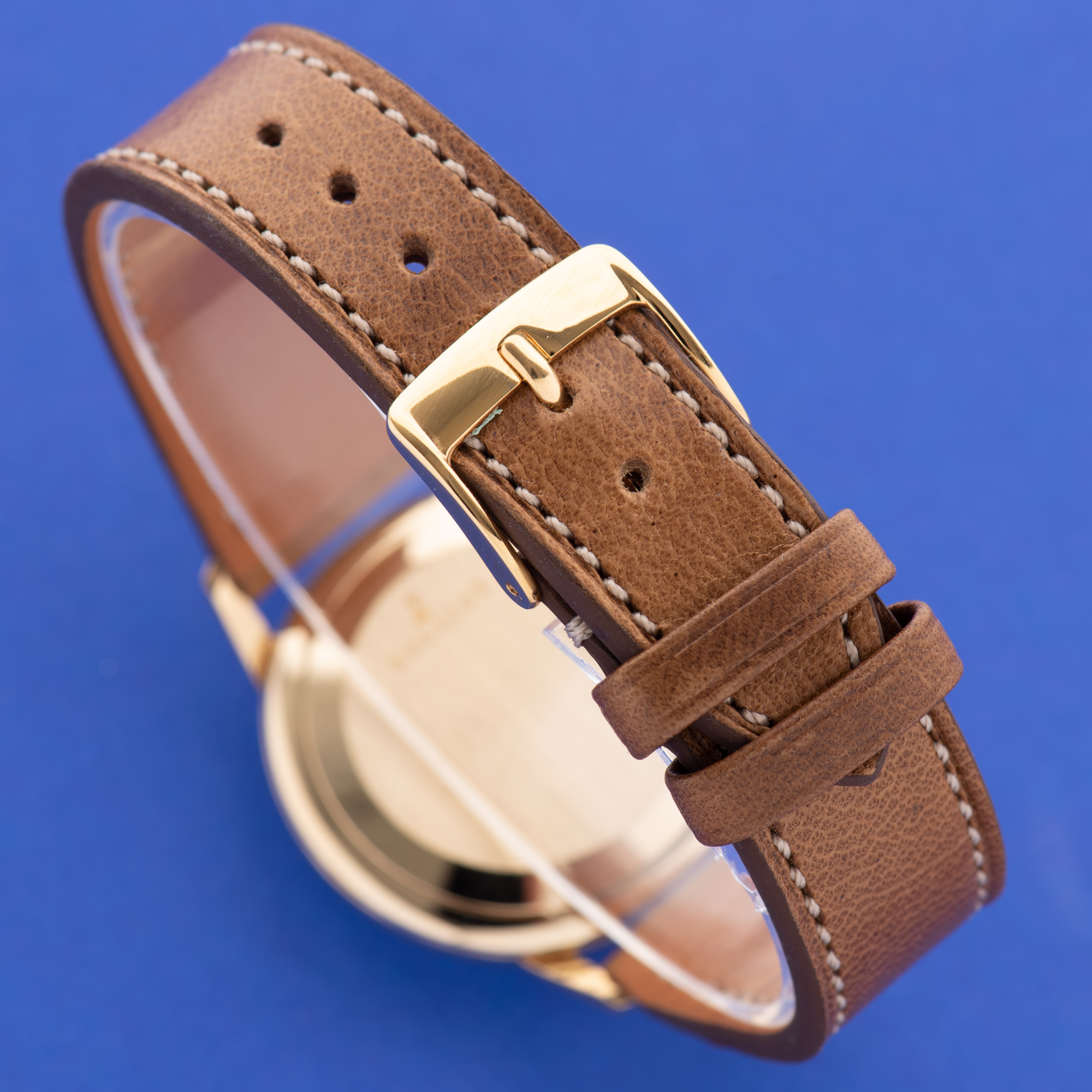View of Jaeger LeCoultre Dress centre seconds 18k gold 1967 Ref 20002