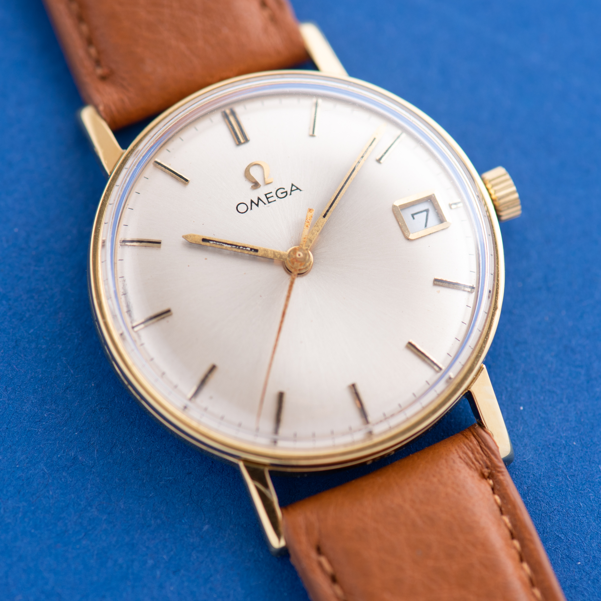 Vue de Omega Dress Centre Seconds Cal 611 Réf 132.004