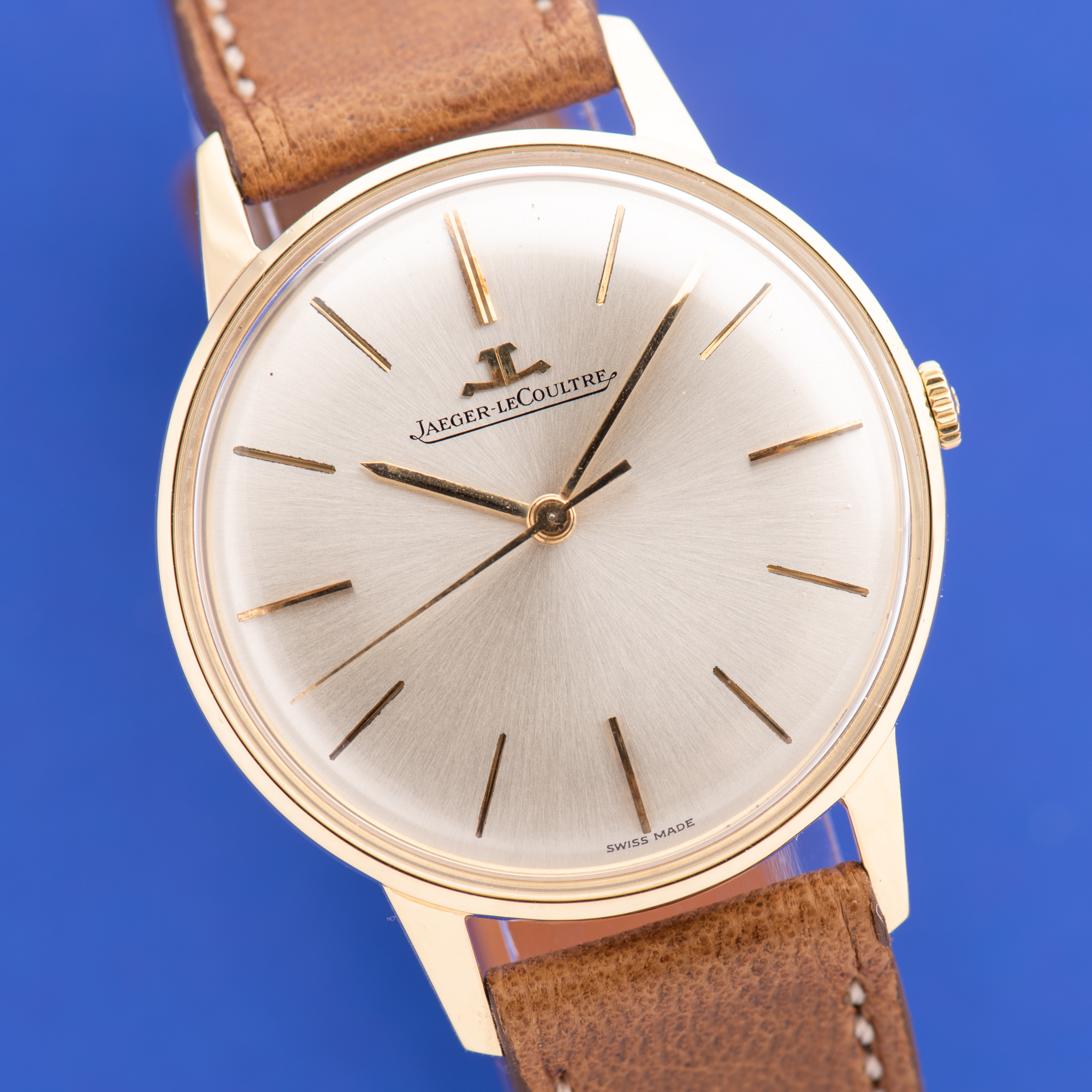 View of Jaeger LeCoultre Dress centre seconds 18k gold 1967 Ref 20002