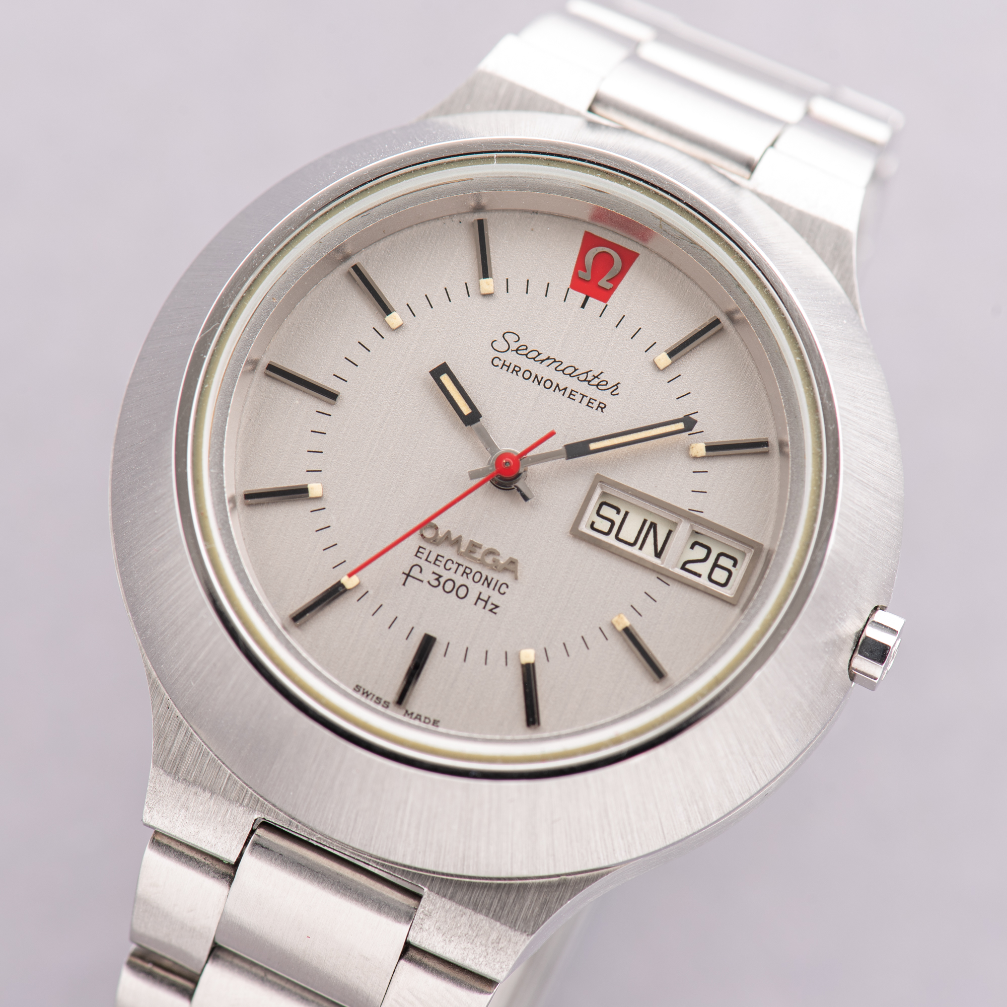 View of Omega Seamaster Electronic Chronometer F300Hz DayDate Full Set 1974 Réf 198.0018
