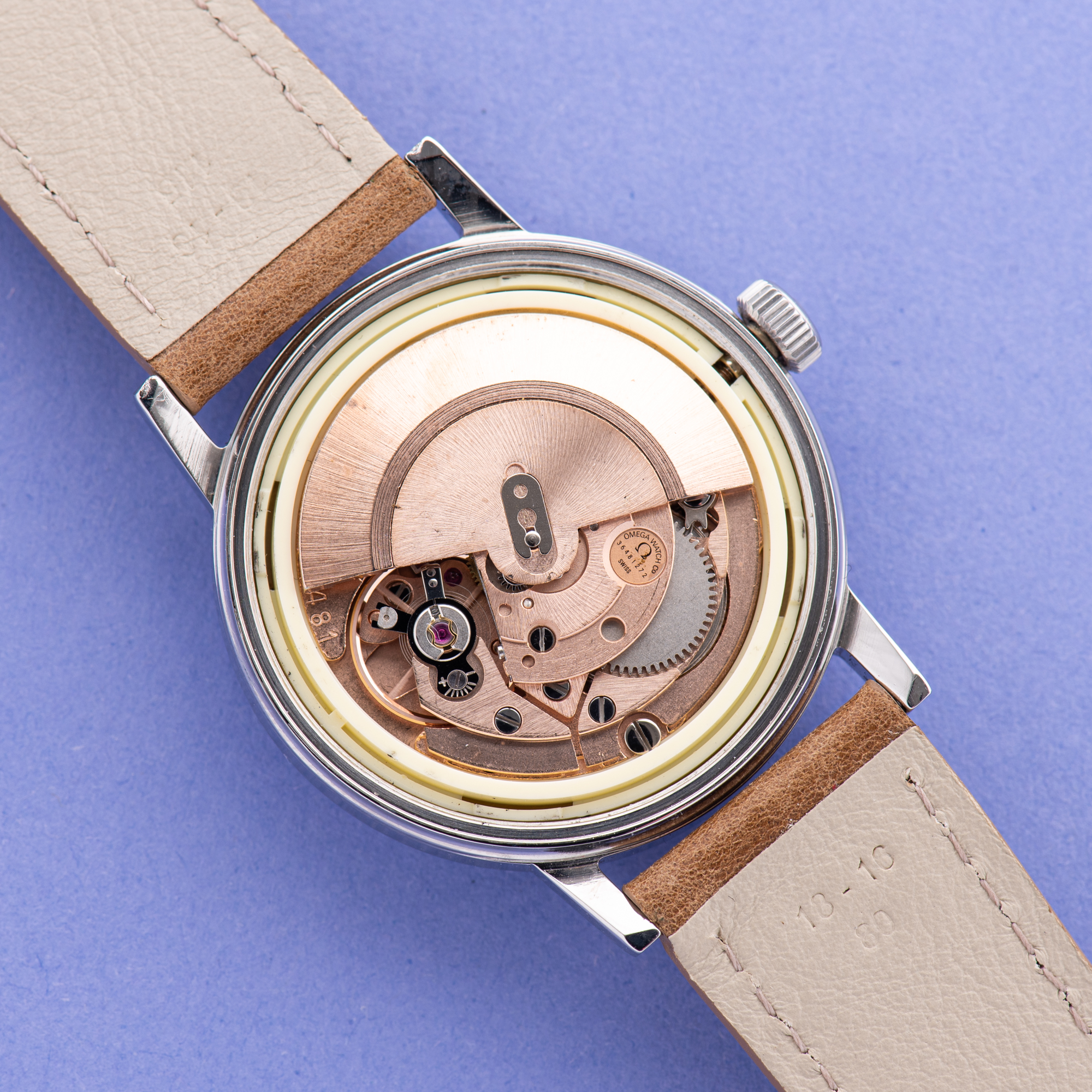 Zicht op Omega Genève Automatic Date From 1973 Réf 166.0098