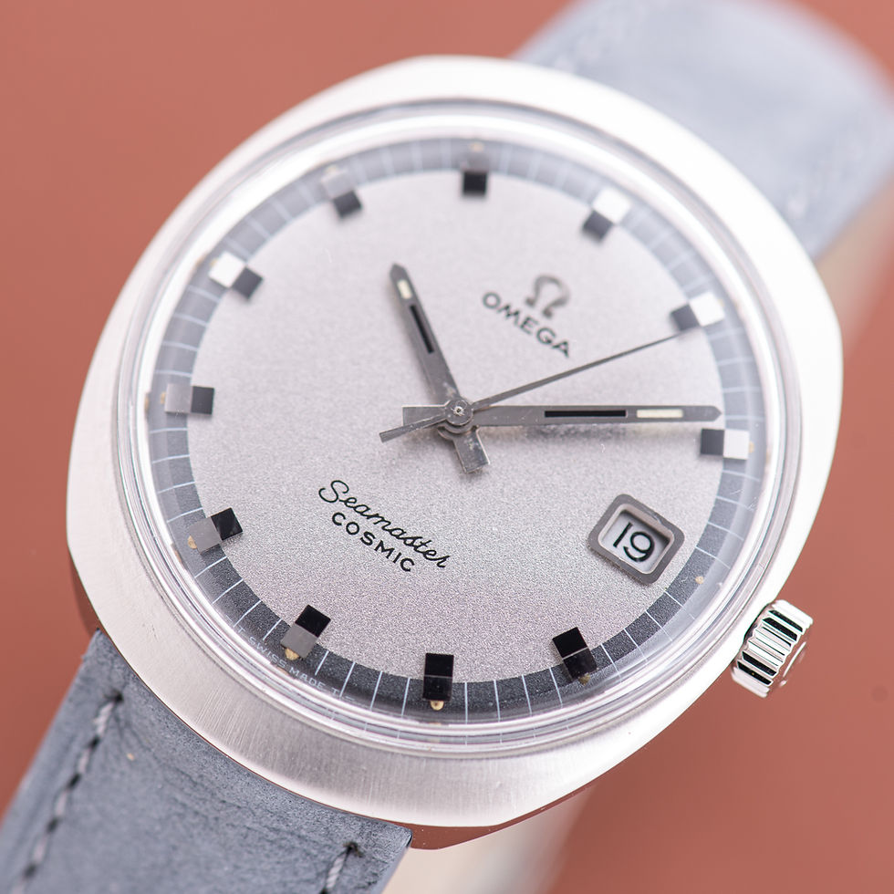 Miniature : Omega Seamaster Cosmic Date Grey Dust Dial Réf 136.022