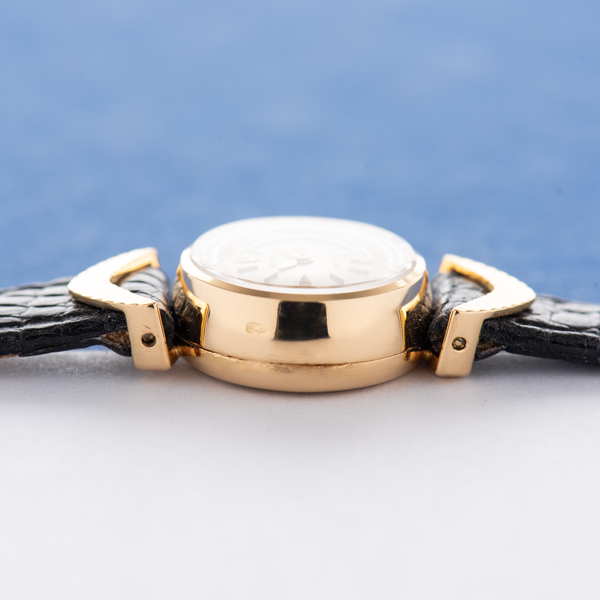 View of Rolex Precision Cocktail watch 18K Yellow Gold Ref 2132
