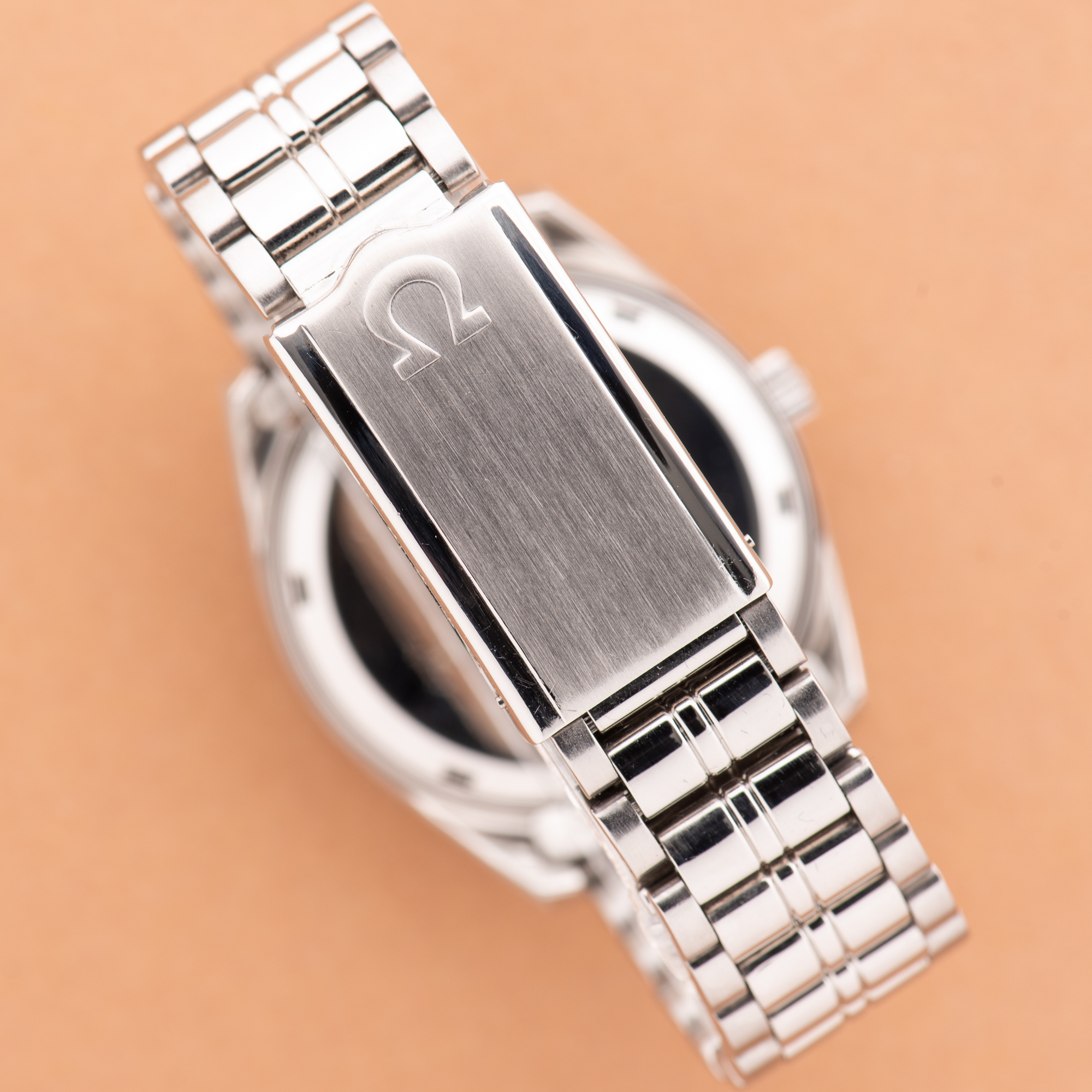 Vue de Omega Constellation Electronic Chronometer F300 from 1972 Réf 198.001