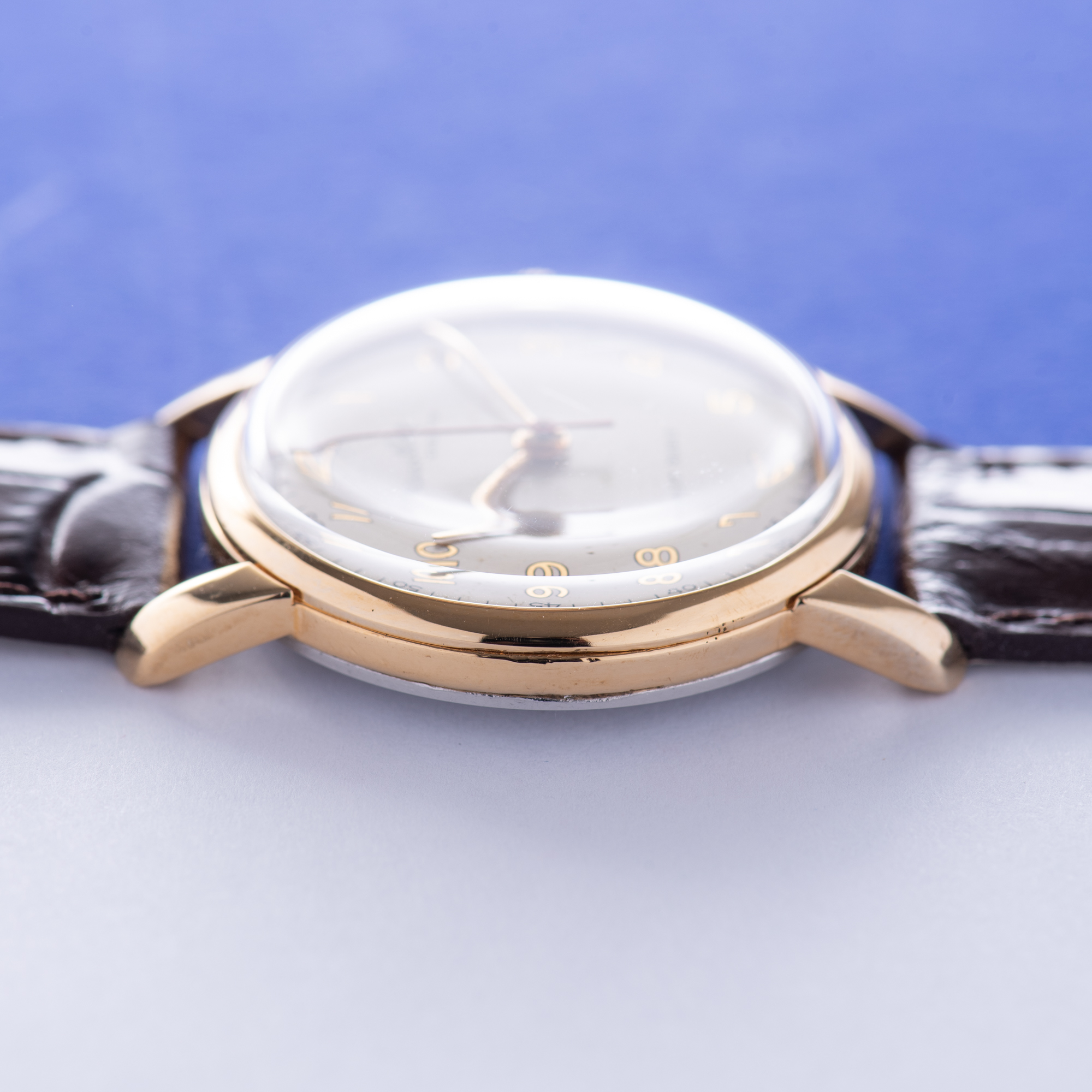 View of Breitling Cadette 17 Jewels  Dress Watch Centre Seconds Gold Plated Réf 1073