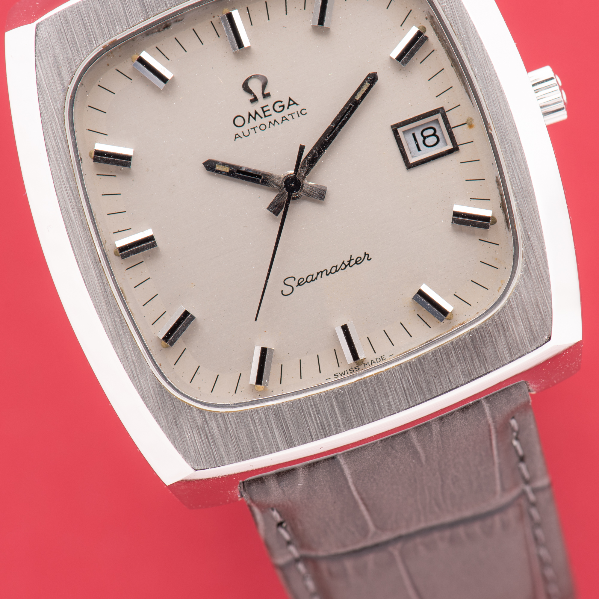 View of Omega Seamaster Automatic Date Oversize TV Réf 166.0138