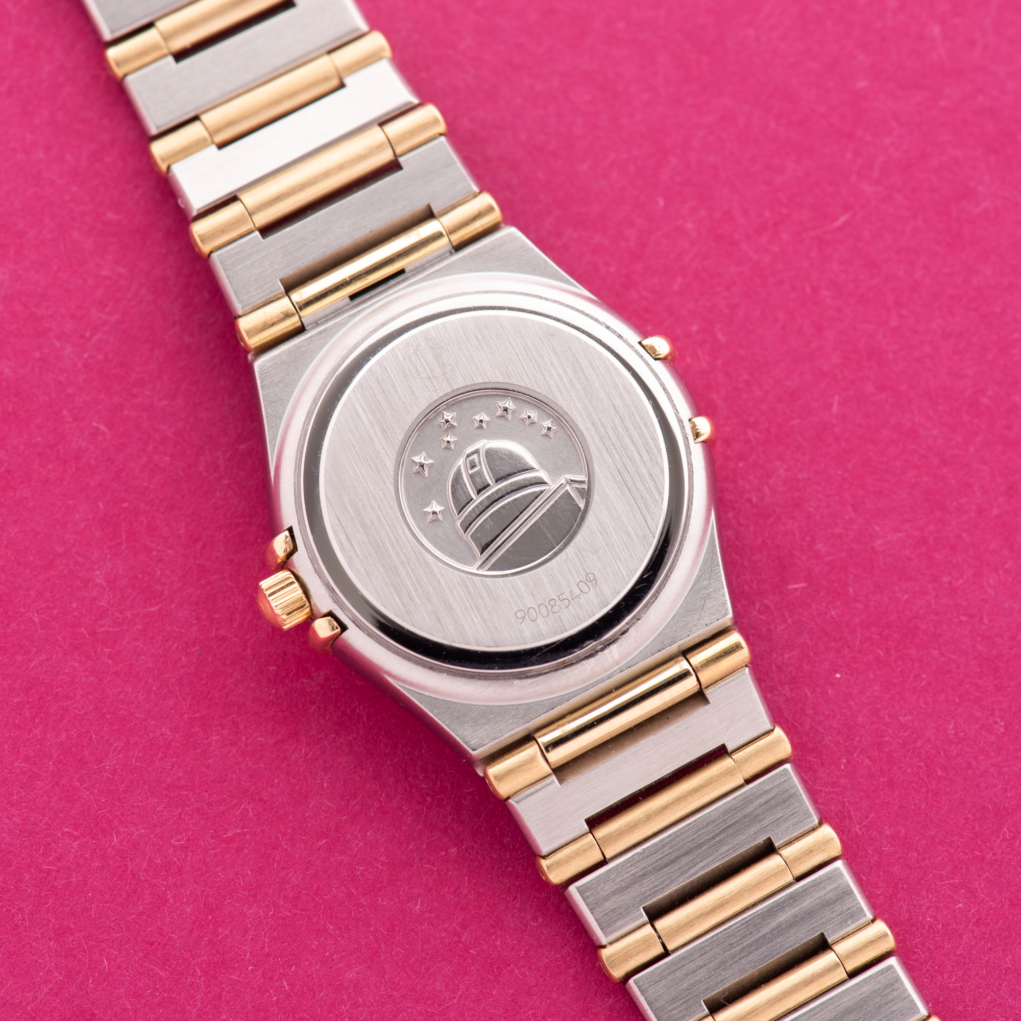 View of Omega Constellation Full Gold Bar 18K Lady Quartz Ref 795.1202