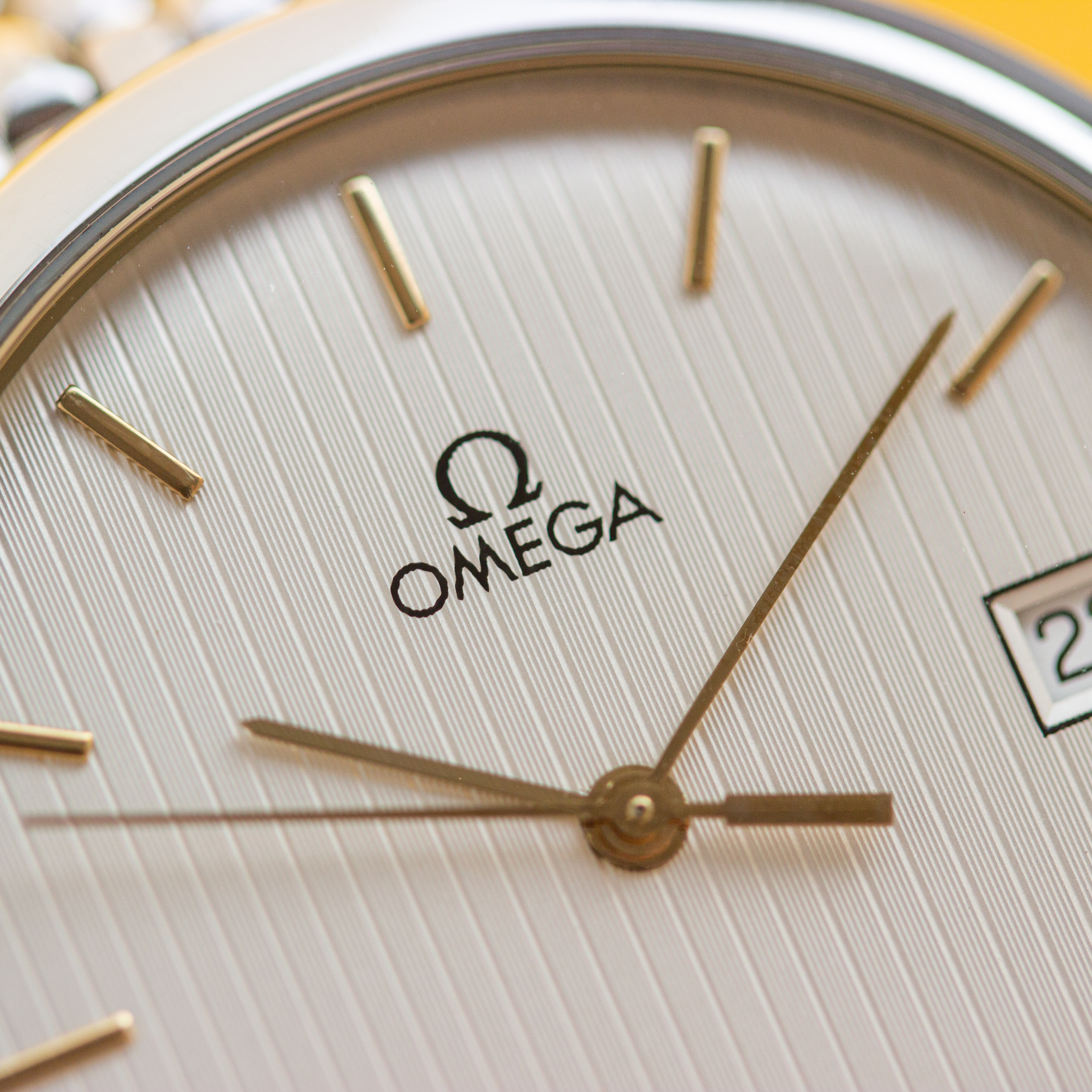 Zicht op Omega De Ville Quartz Referentie 396.1012
