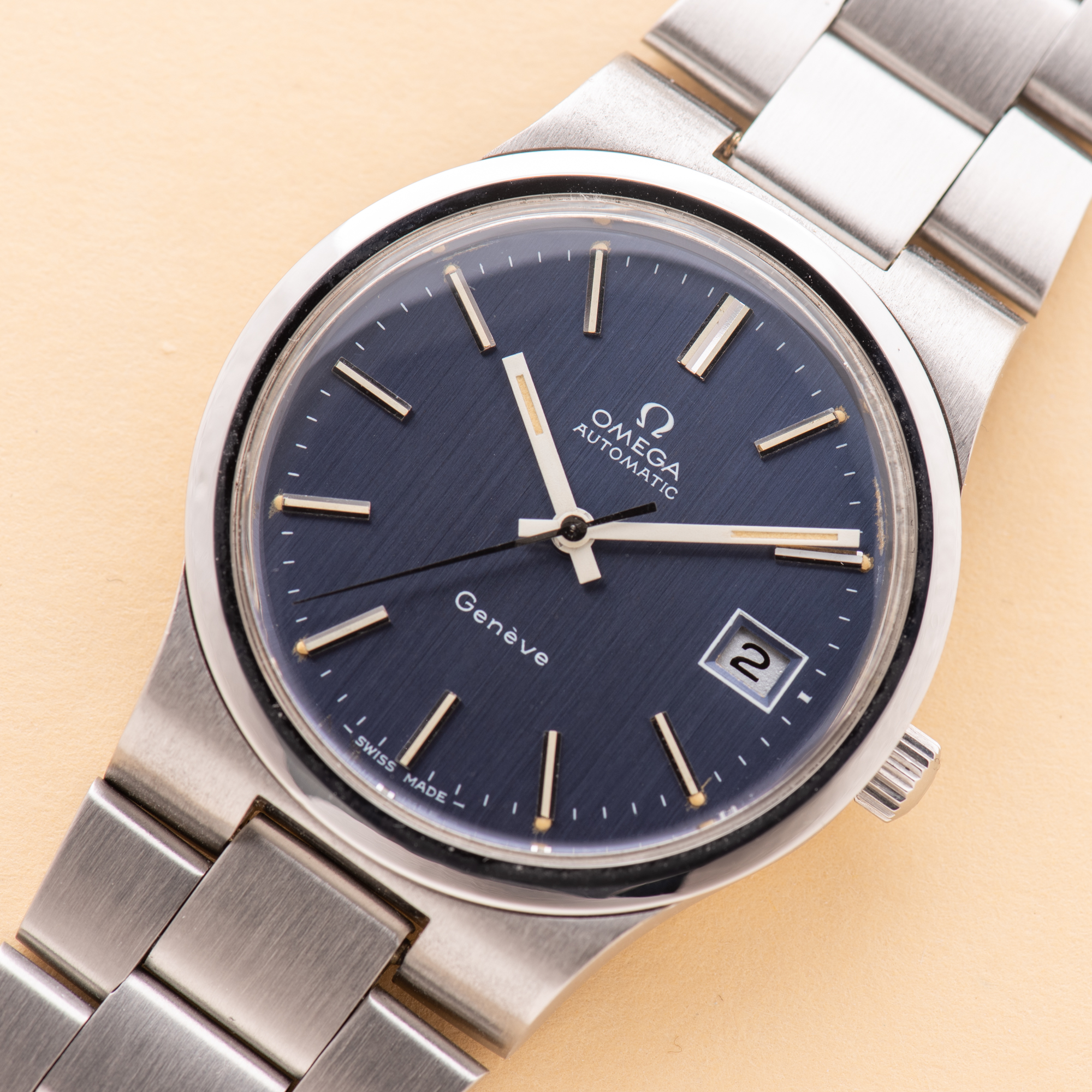 Zicht op Omega Geneva Automatic Date Blue Ref 366.0832 Jaar 1973