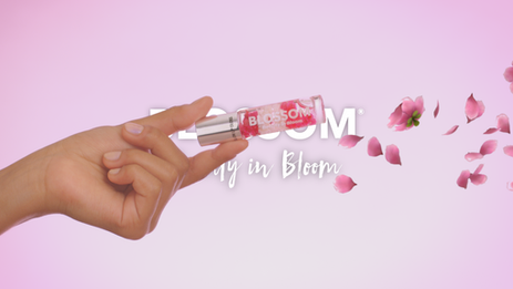 Blossom Strawberry Lip Gloss (:30)