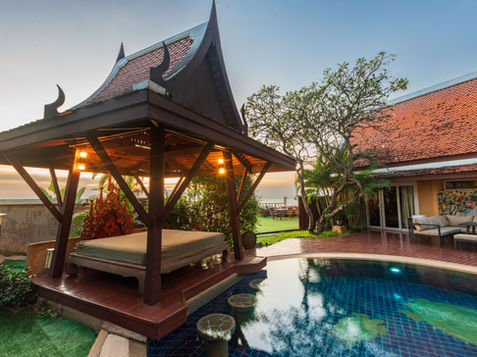 Gala Beachfront Pool Pavilion
