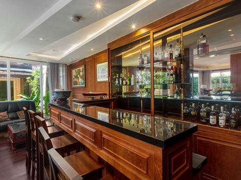 Gala Beachfront Bar