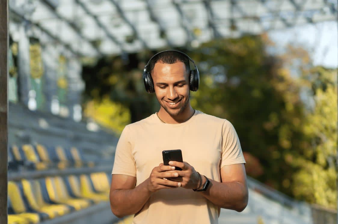 How Healing Music Online Improves Emotional Wellbeing