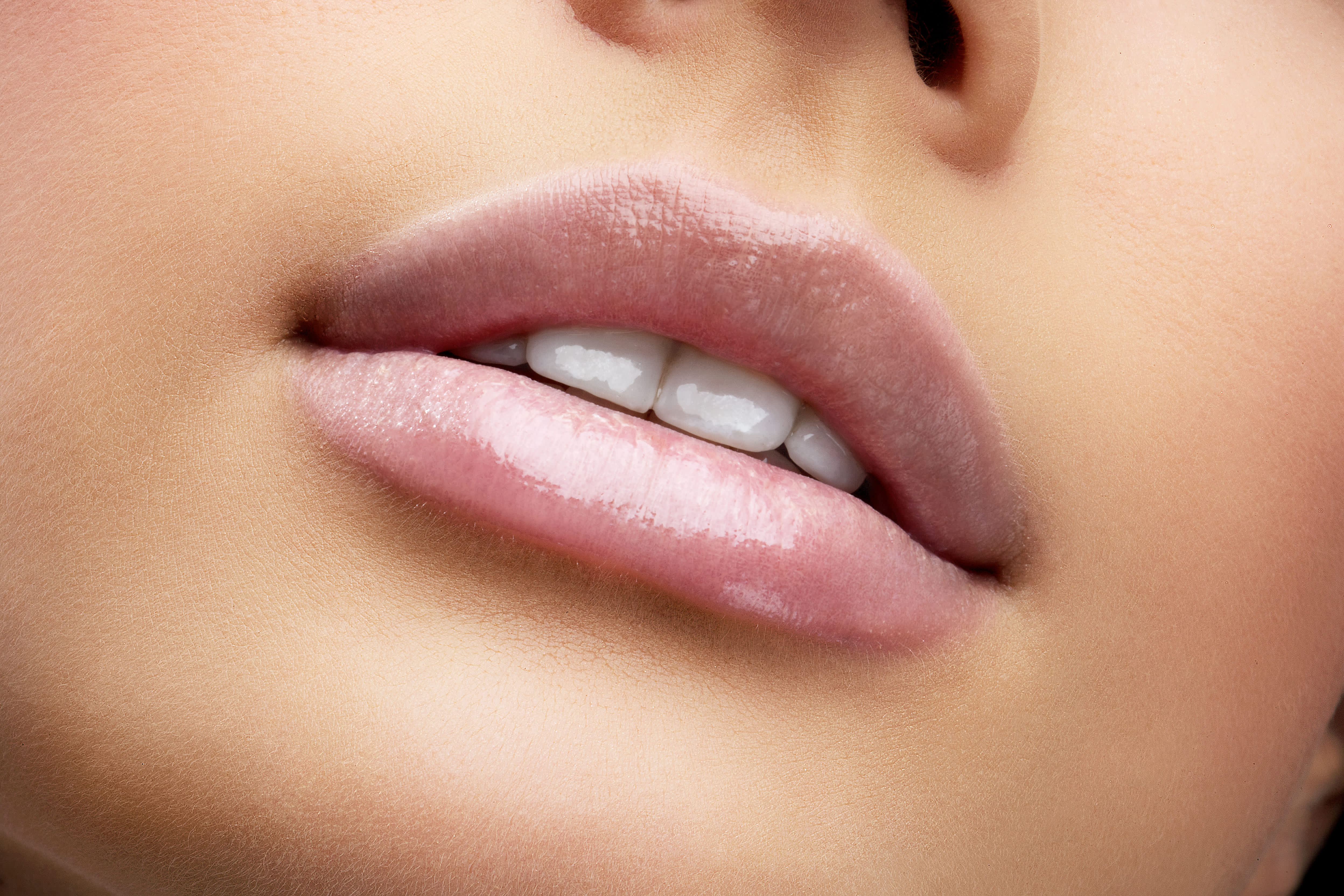Why Choose Lip Hydration Treatments? Benefits Explained