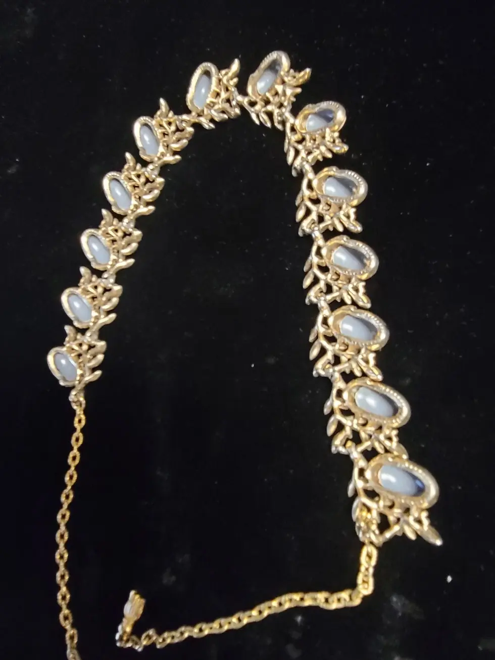 Thumbnail: Vintage Coro 1950s Gold Resin Acorn Choker
