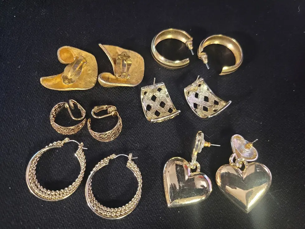 Thumbnail: Vtg to Modern Mixed Materials Jewelry Lot 19pc