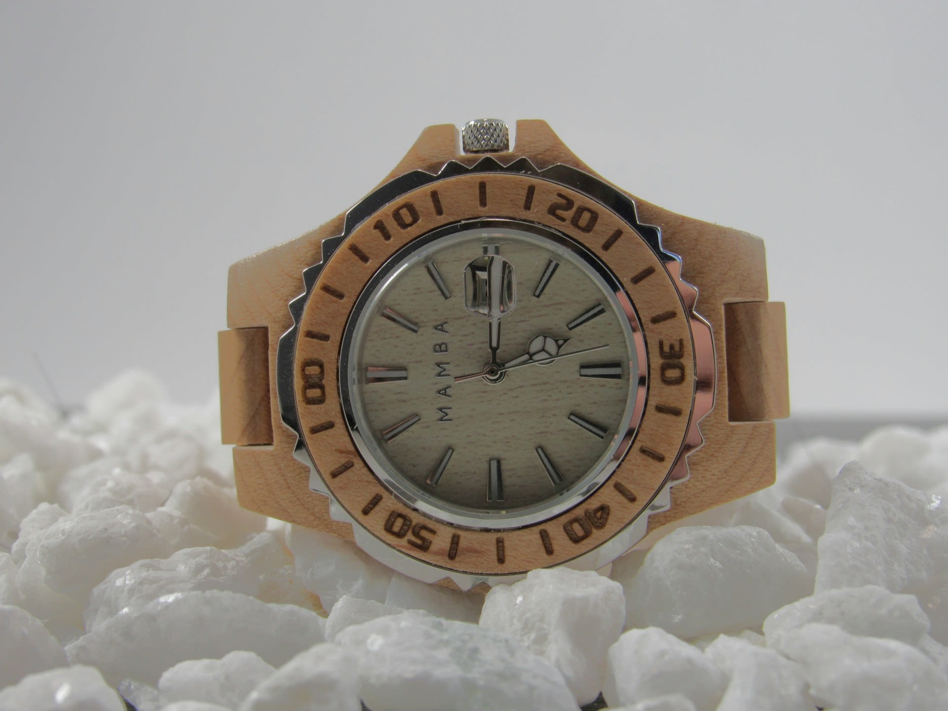 The Beauty and Sustainability of Wooden Watches Revealed