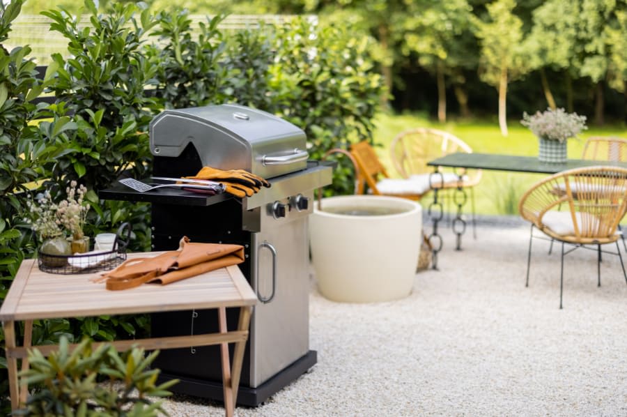 Get Healthy in Style: Outdoor Dining with Pergolas & More