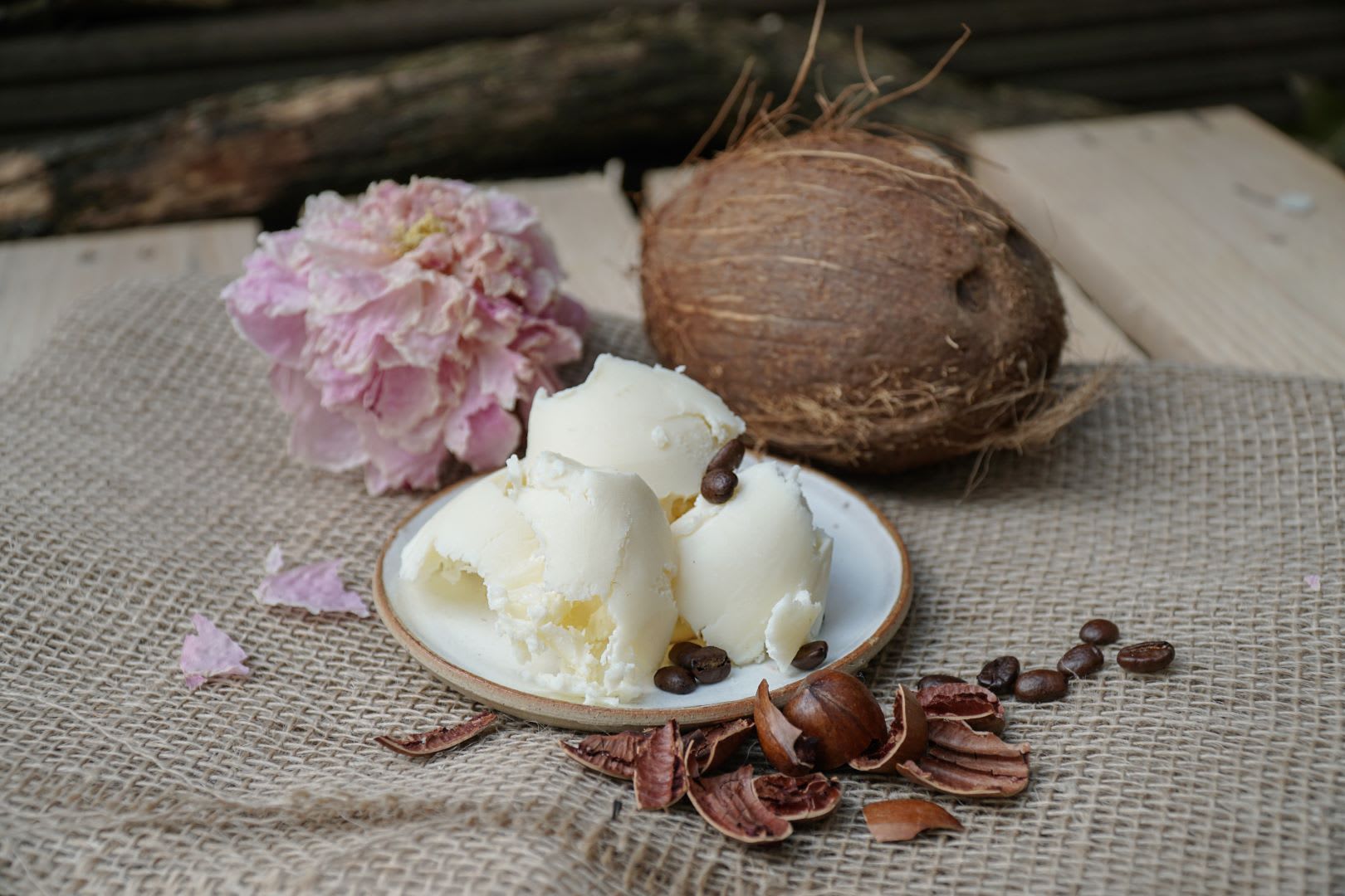 5 Reasons To Add Shea Butter Products To Your Skincare Routine