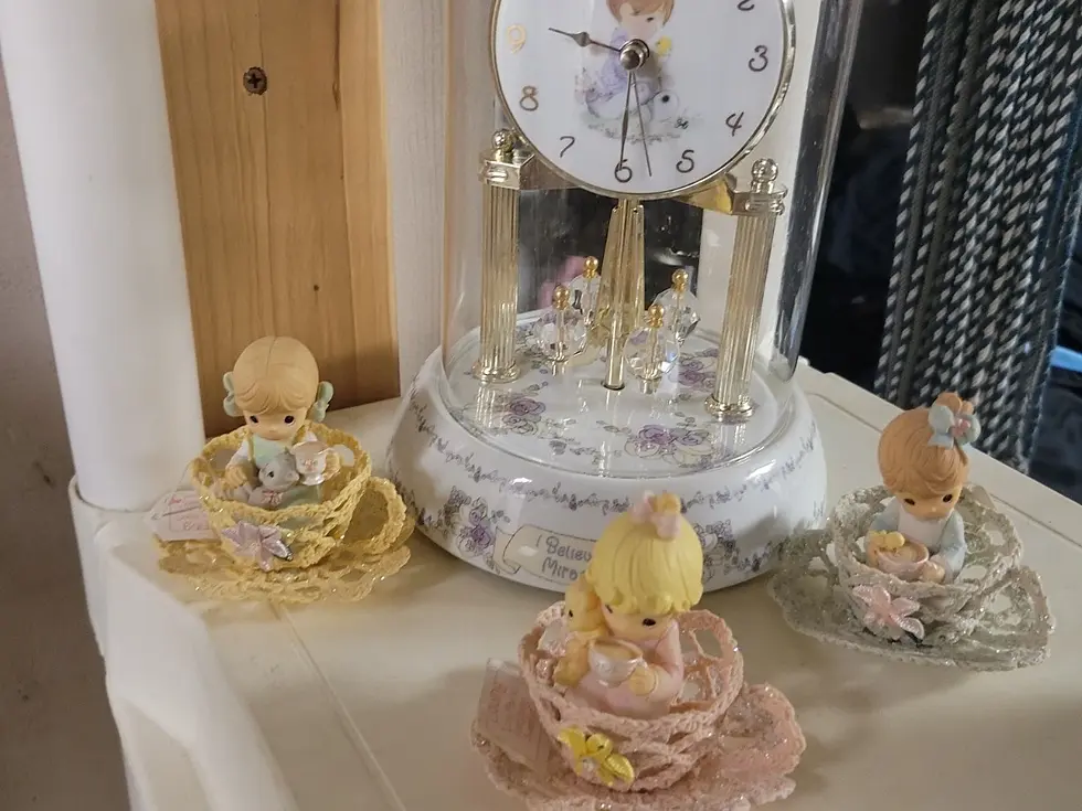 Thumbnail: Set of 13 Precious Moments Figurines No Boxes