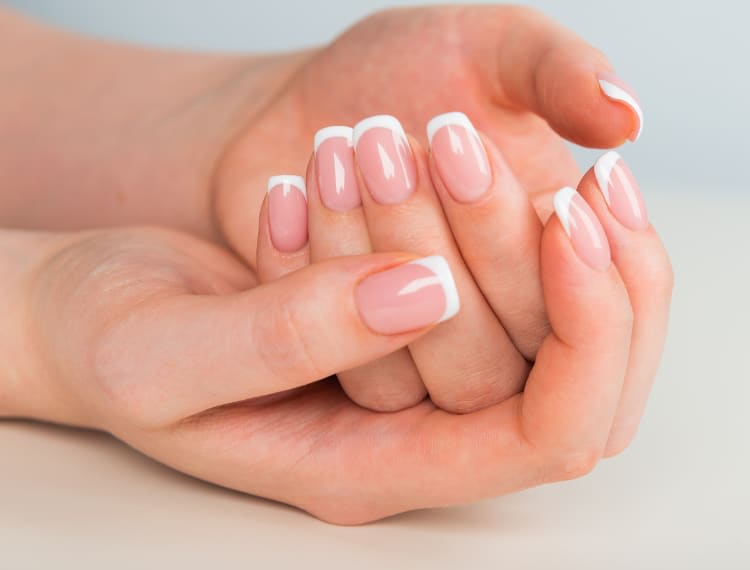 Expert Tips for Achieving a Flawless French Manicure