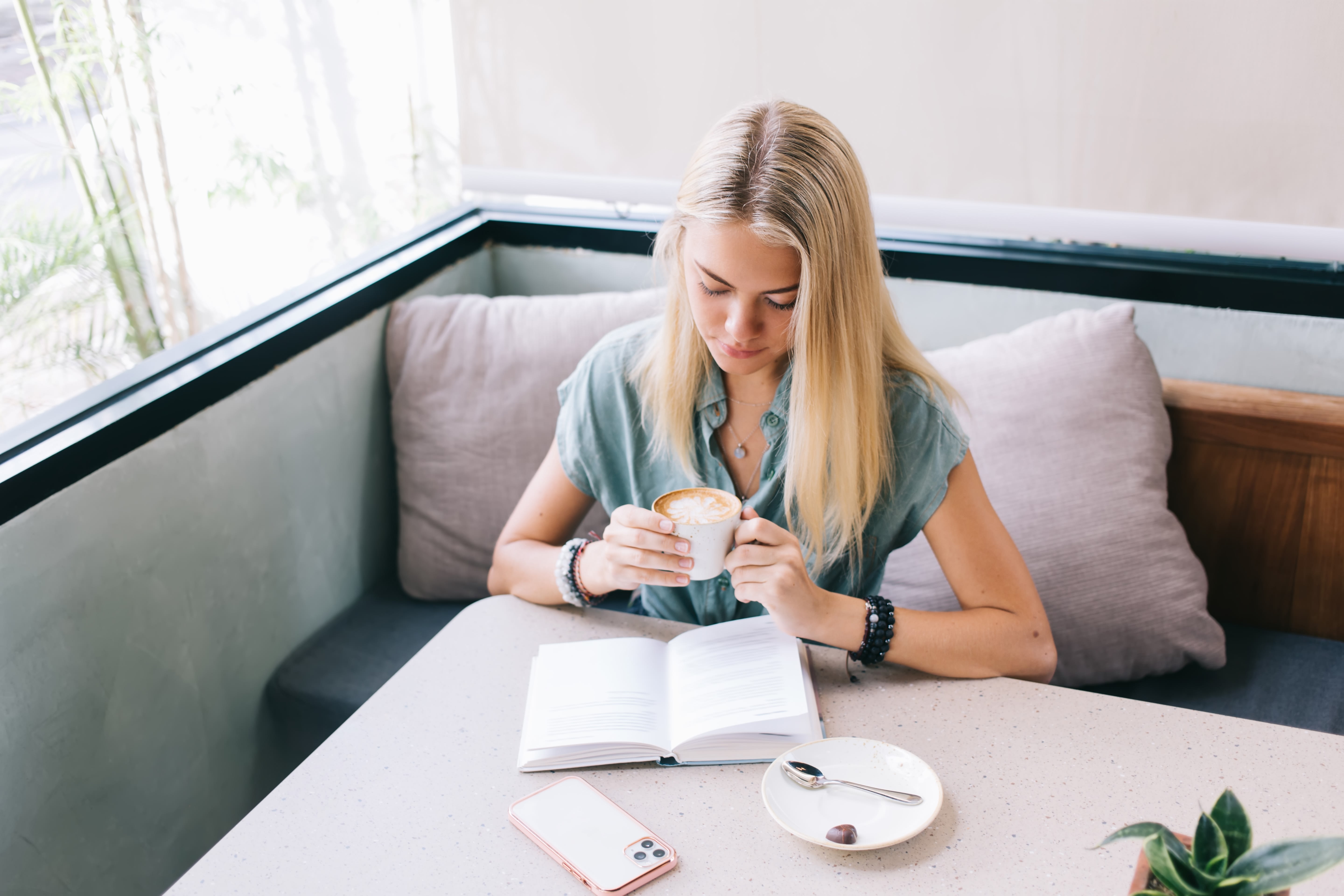 Can Poetry Really Help with Emotional Healing and Growth?