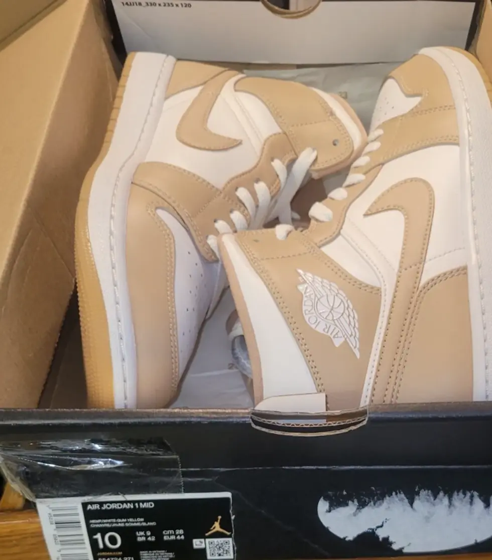 Thumbnail: Nike Air Jordan 1 Mid Hemp White Size 10