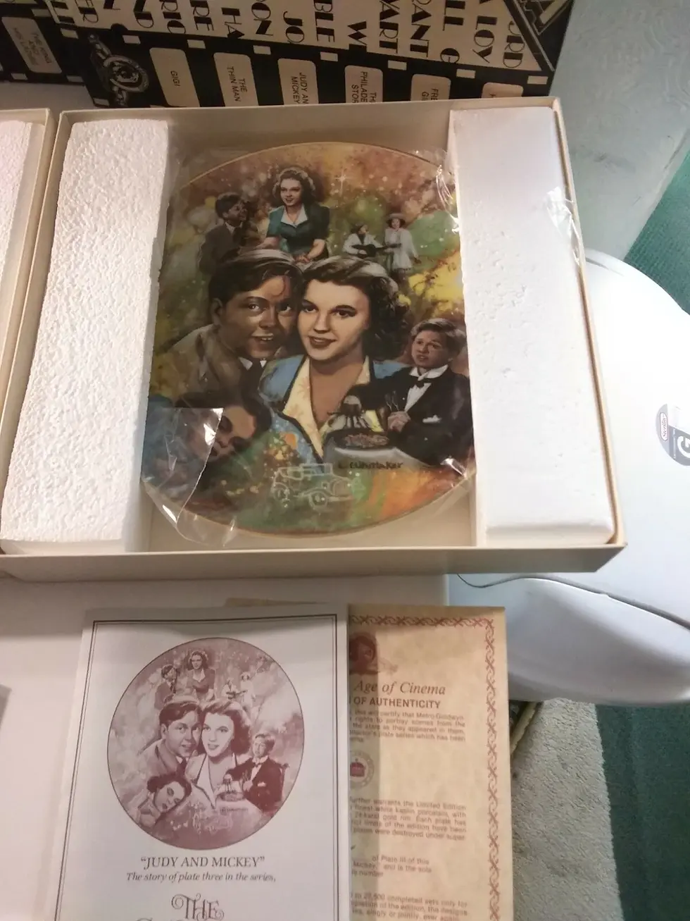 Thumbnail: Golden Age of Cinema Porcelain Plate Set