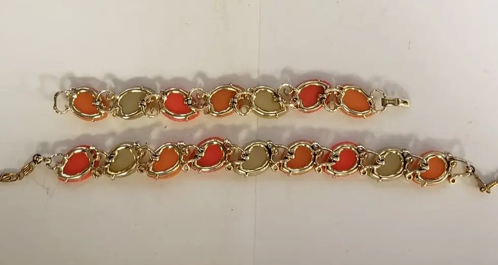 Thumbnail: Signed Lisner Multi Color Leaf Bracelet