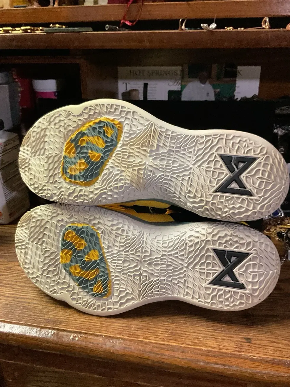 Thumbnail: Nike PG 2.5 Moon Exploration Yellow Size 11
