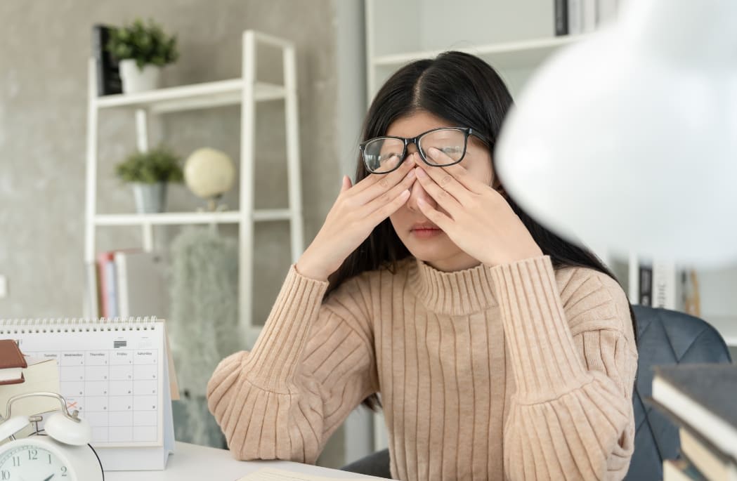 How High Functioning Anxiety Shows Up in High-Achieving Women