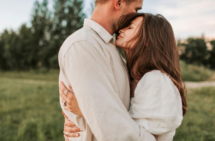 Are Couples Counseling Retreats a Worthwhile Investment?