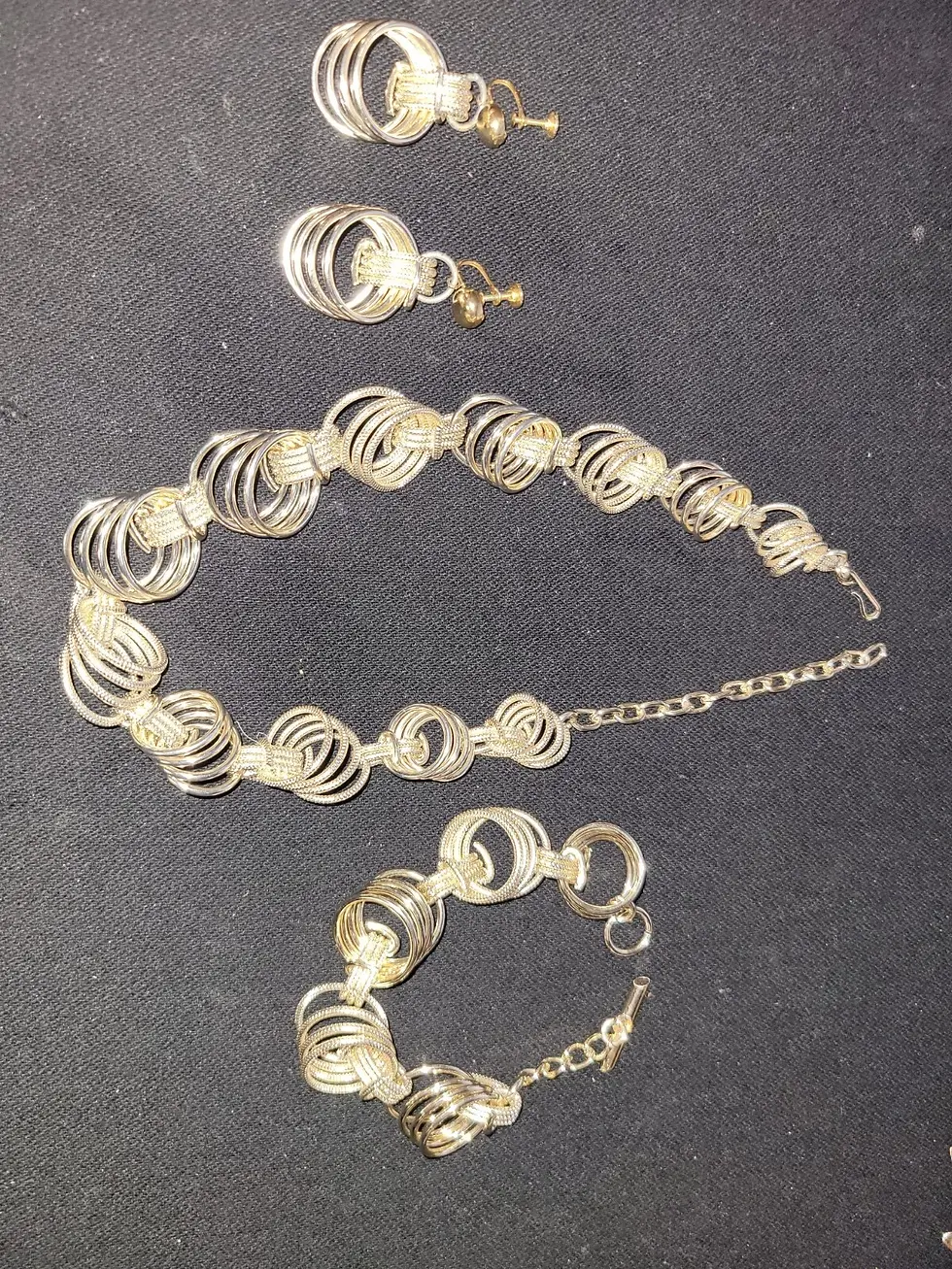 Thumbnail: New Circles Shape Link Necklace & Bracelet Set