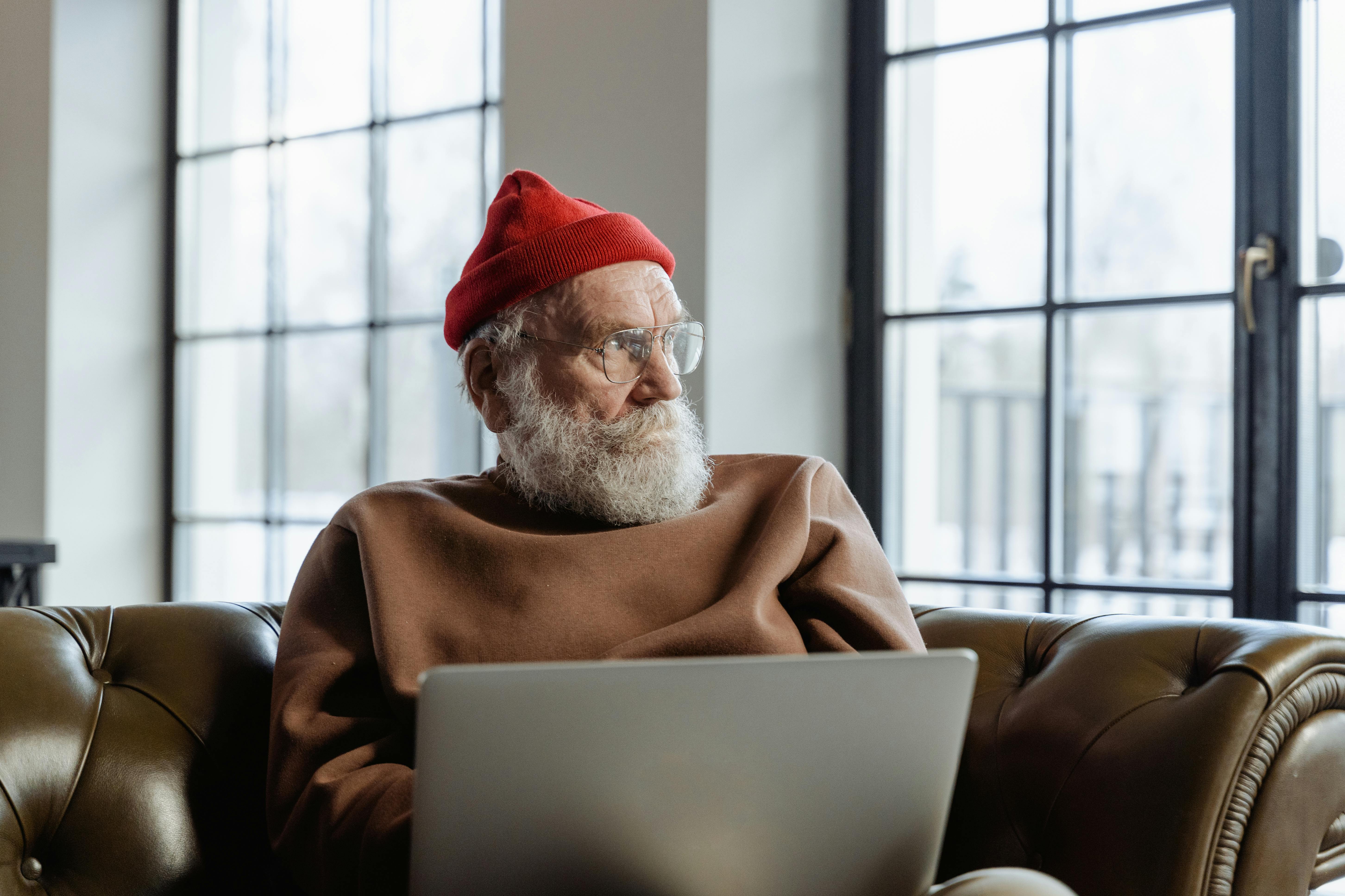 How to Protect Alzheimer's Patients From Scammers?