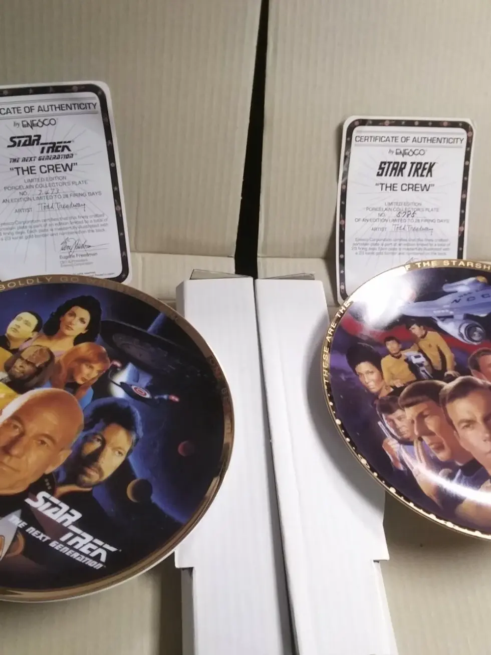 Thumbnail: 2 Star Trek The Crew Plates w/ COA Enesco